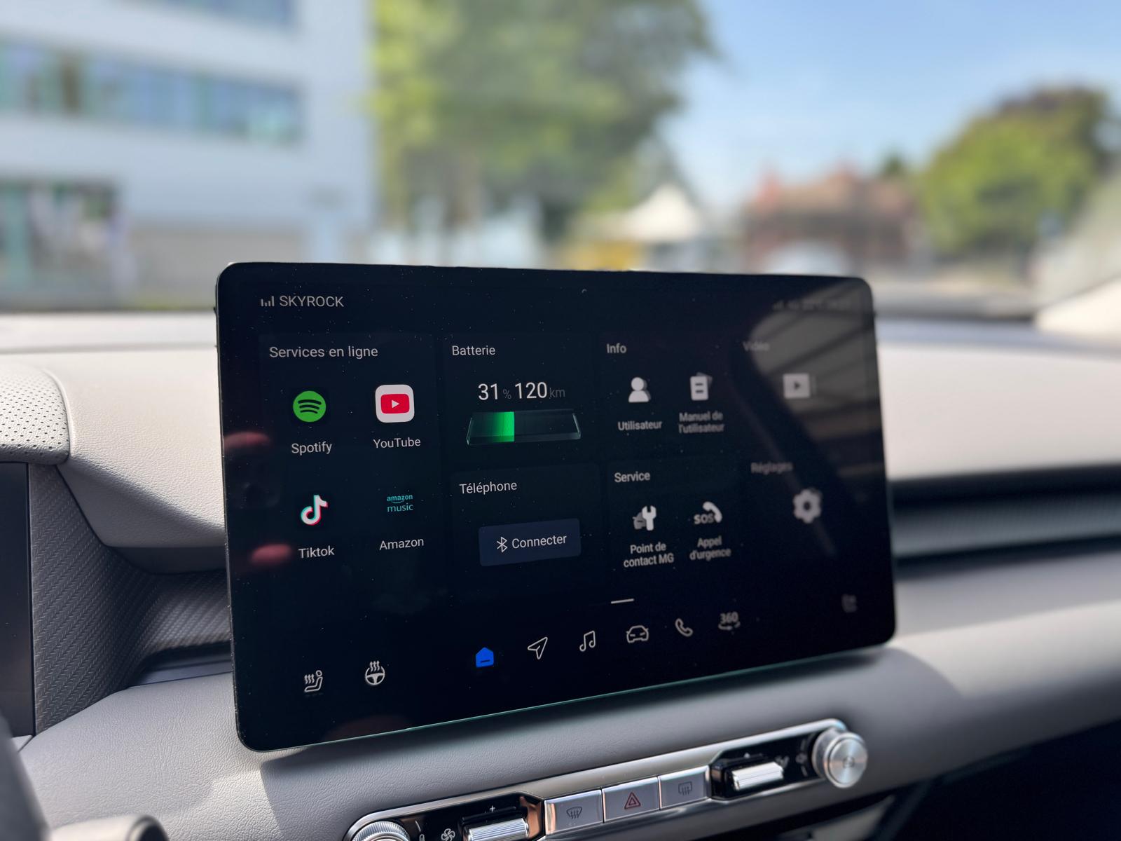 MG S5 EV 64kWh Luxury-image-22