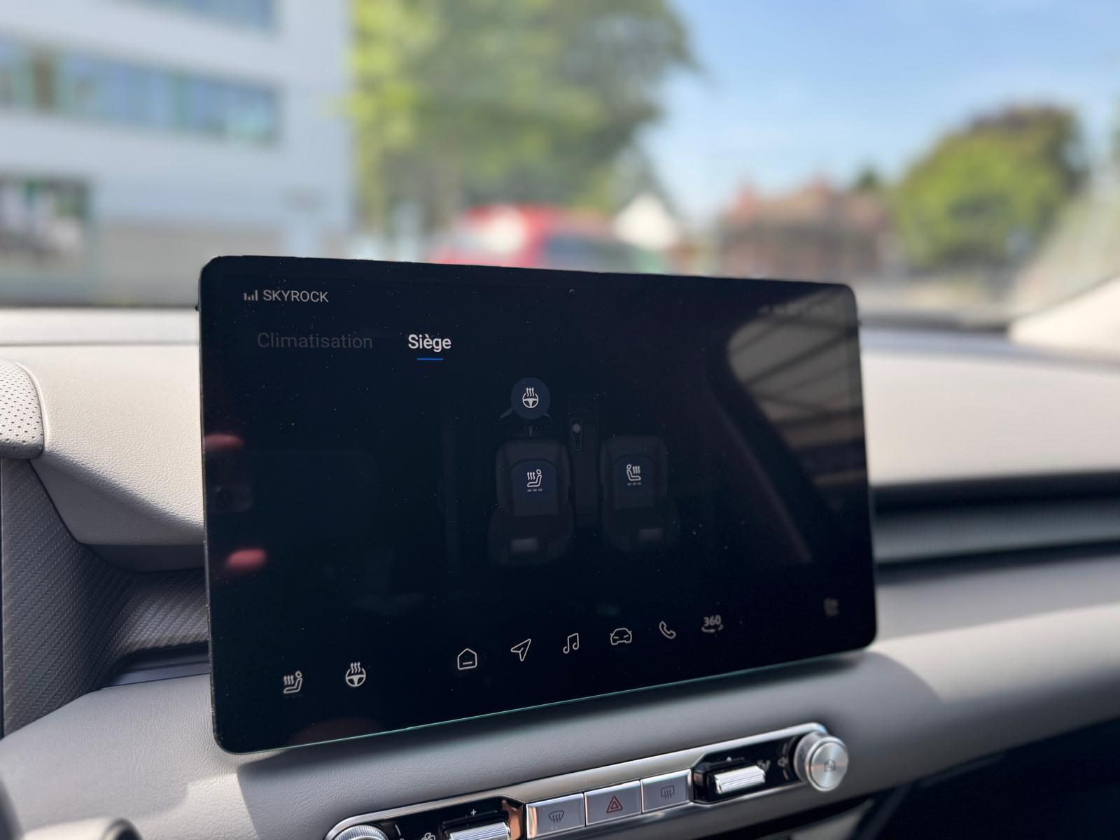 MG S5 EV 64kWh Luxury-image-25