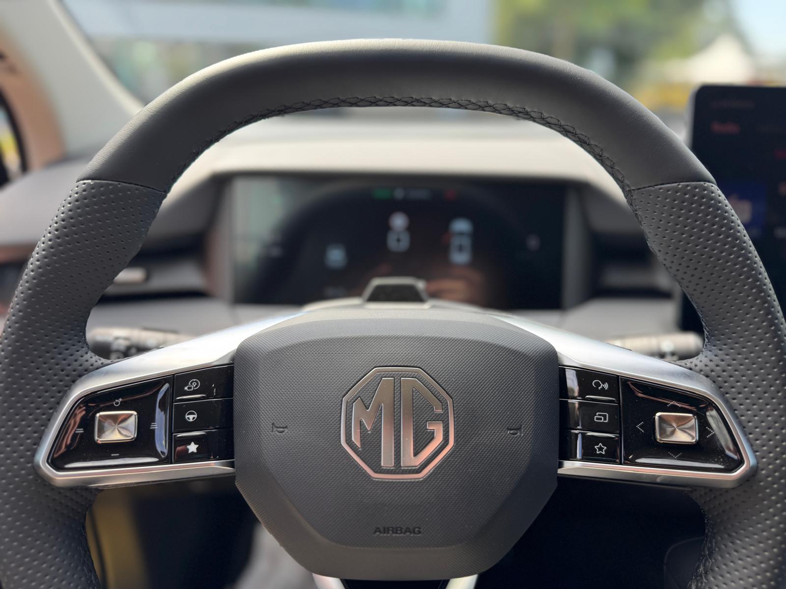 MG S5 EV 64kWh Luxury-image-19