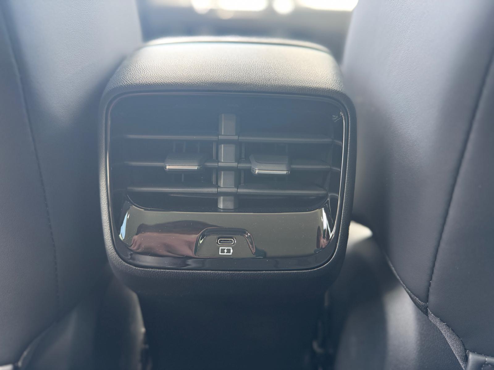 MG S5 EV 64kWh Luxury-image-14