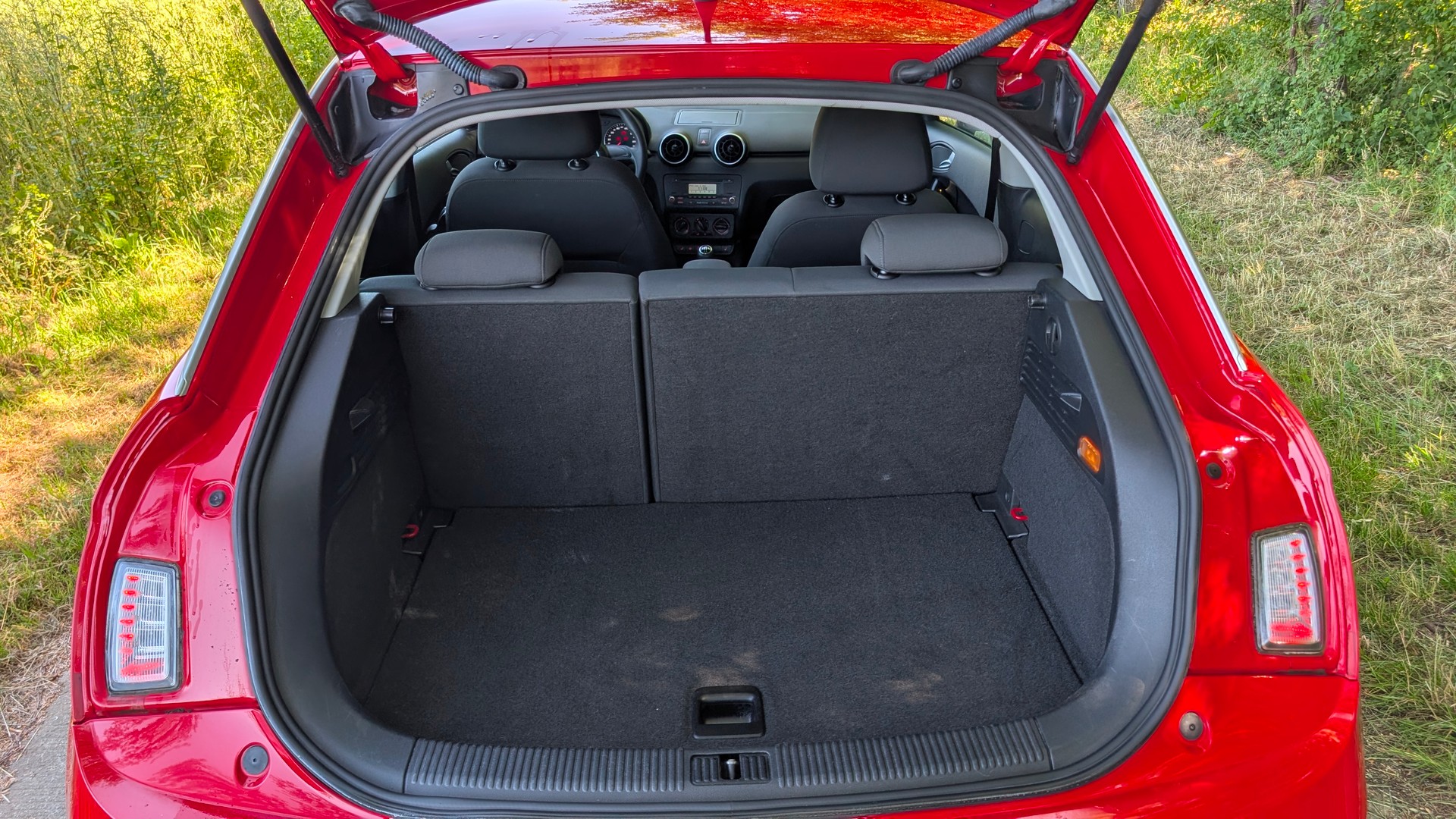 AUDI A1 1.2 TFSI Attraction Young-image-8