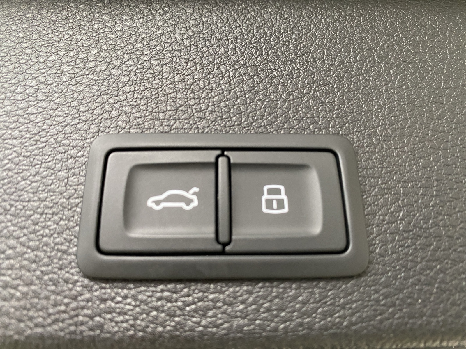 AUDI Q2 35 TFSI advanced S-tronic-image-13