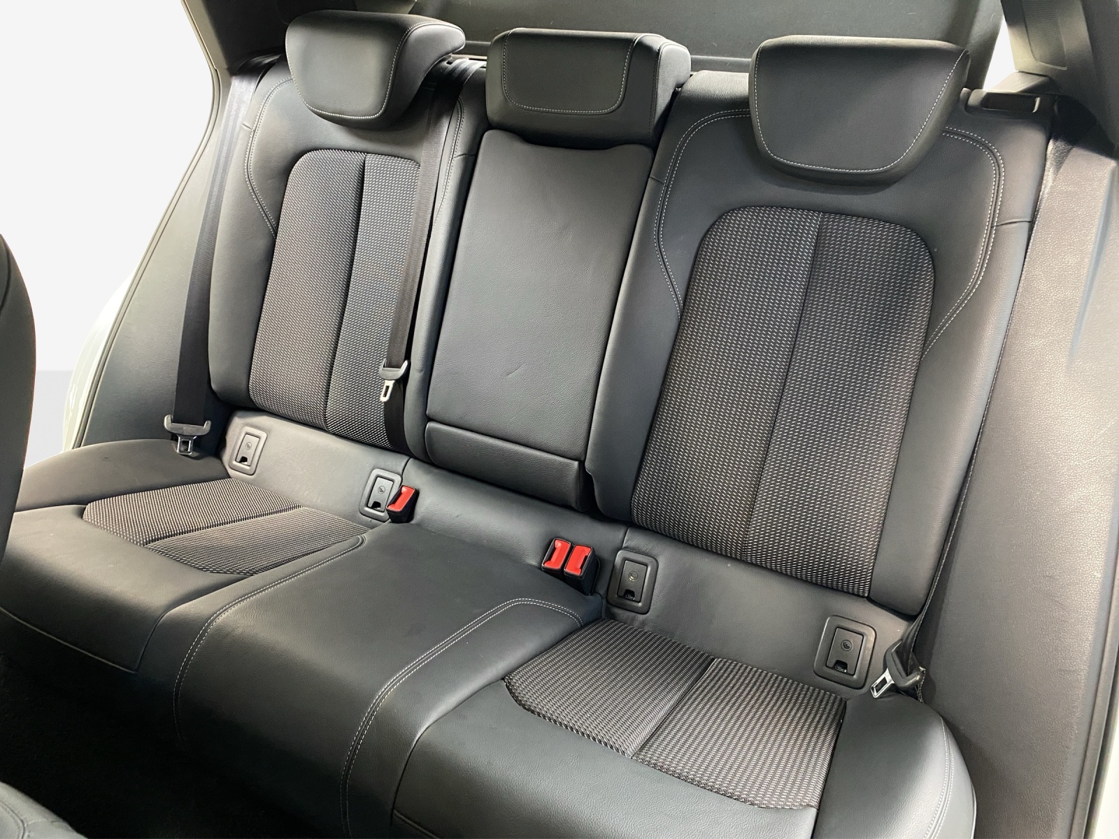 AUDI Q2 35 TFSI advanced S-tronic-image-11