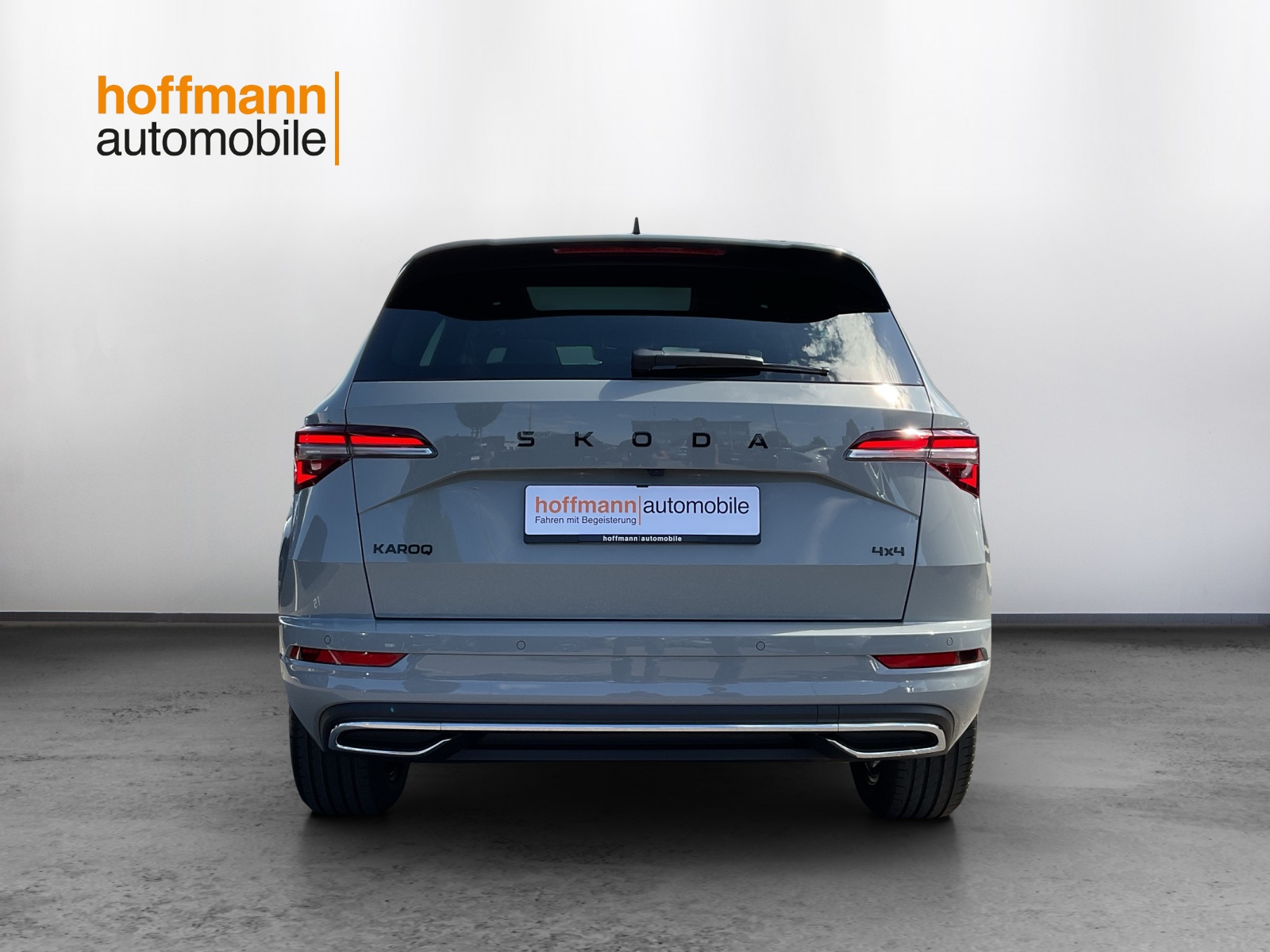 SKODA Karoq 2.0 TSI SportLine 4x4 DSG-image-4
