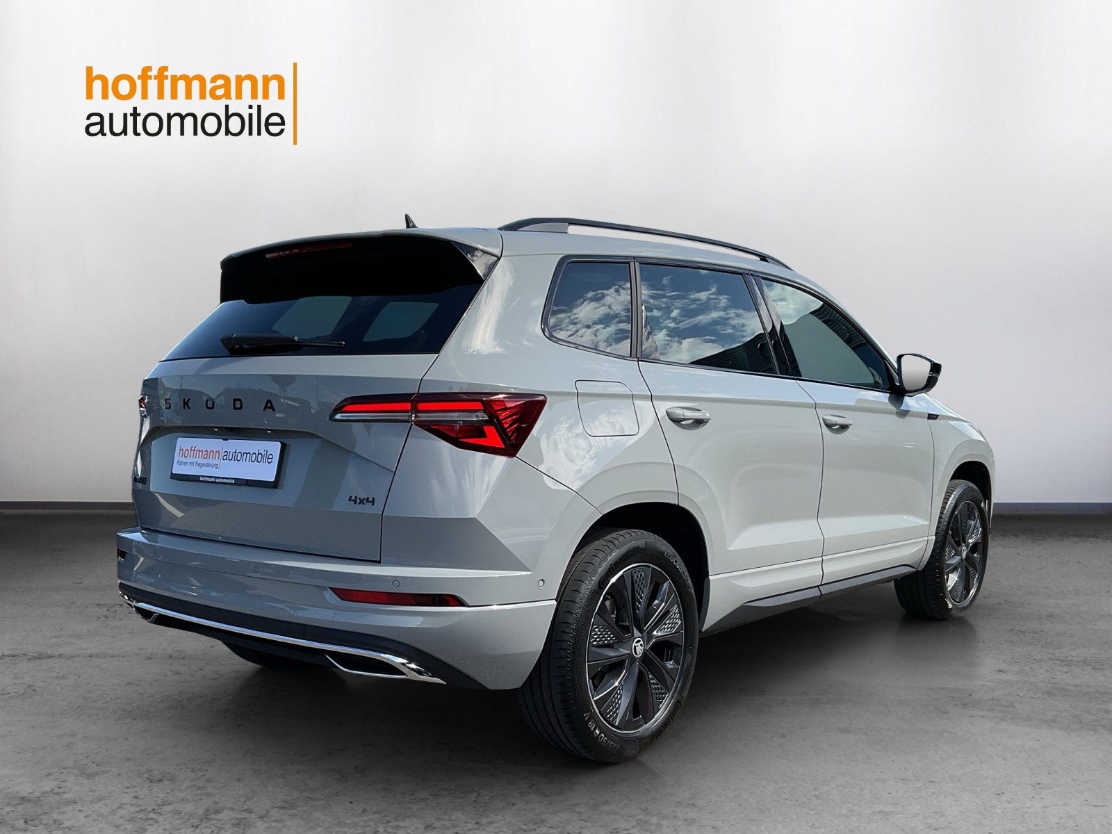 SKODA Karoq 2.0 TSI SportLine 4x4 DSG-image-3