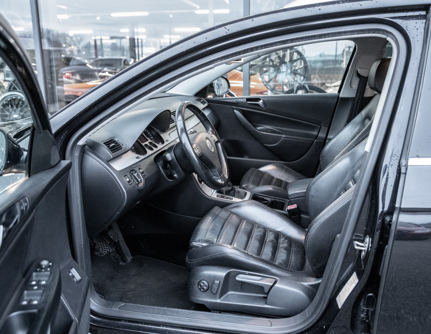 VW Passat 2.0TDI BMT High 4M-image-5