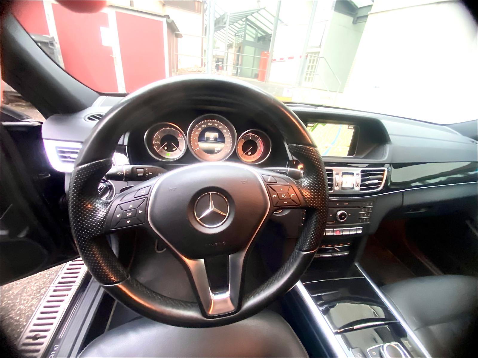 MERCEDES-BENZ E 350 BlueTEC Avantgarde 4Matic 7G-Tronic-image-6