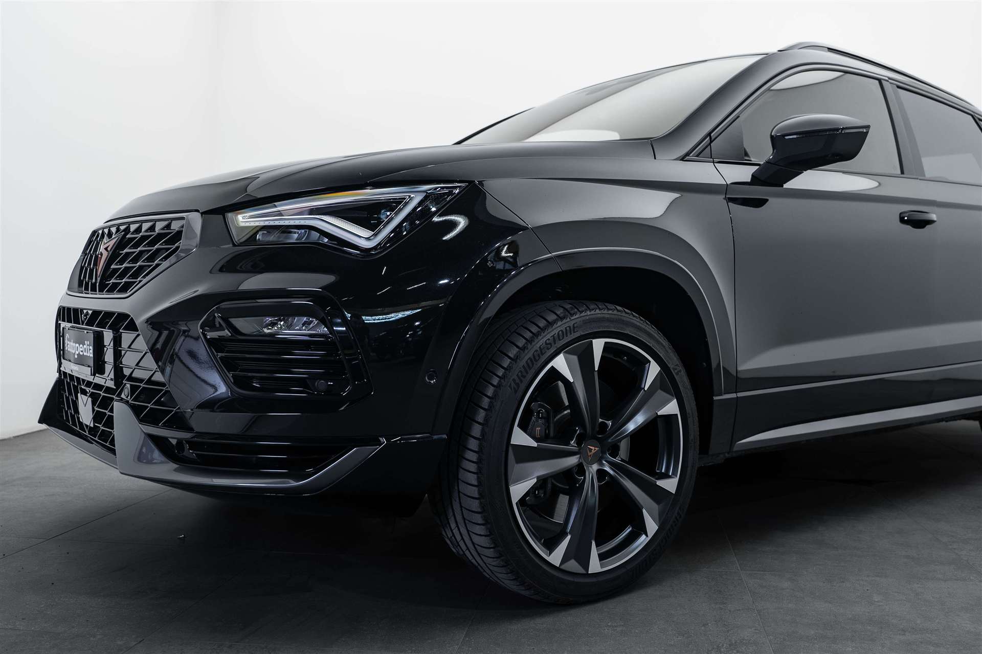 CUPRA Ateca 2.0TSI VZ 4Drive DSG 300PS-image-1