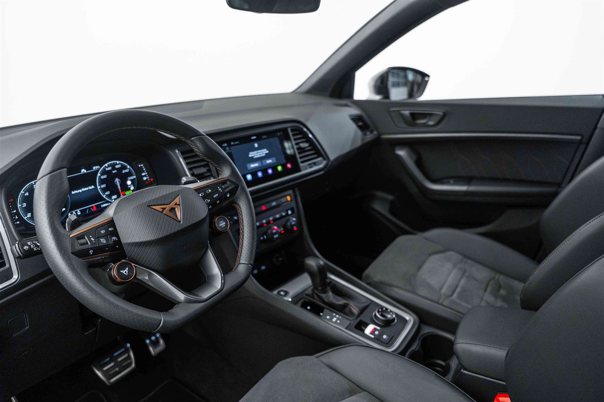 CUPRA Ateca 2.0TSI VZ 4Drive DSG 300PS-image-8