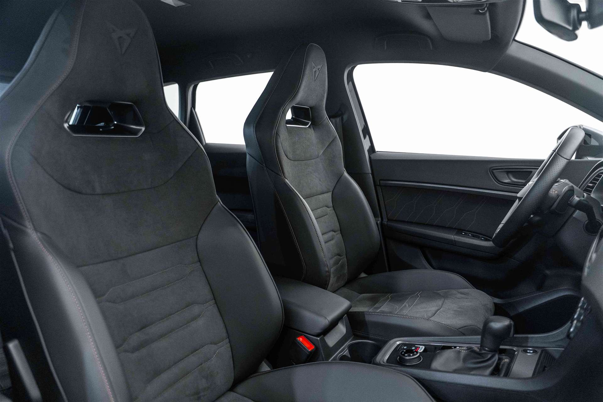 CUPRA Ateca 2.0TSI VZ 4Drive DSG 300PS-image-12