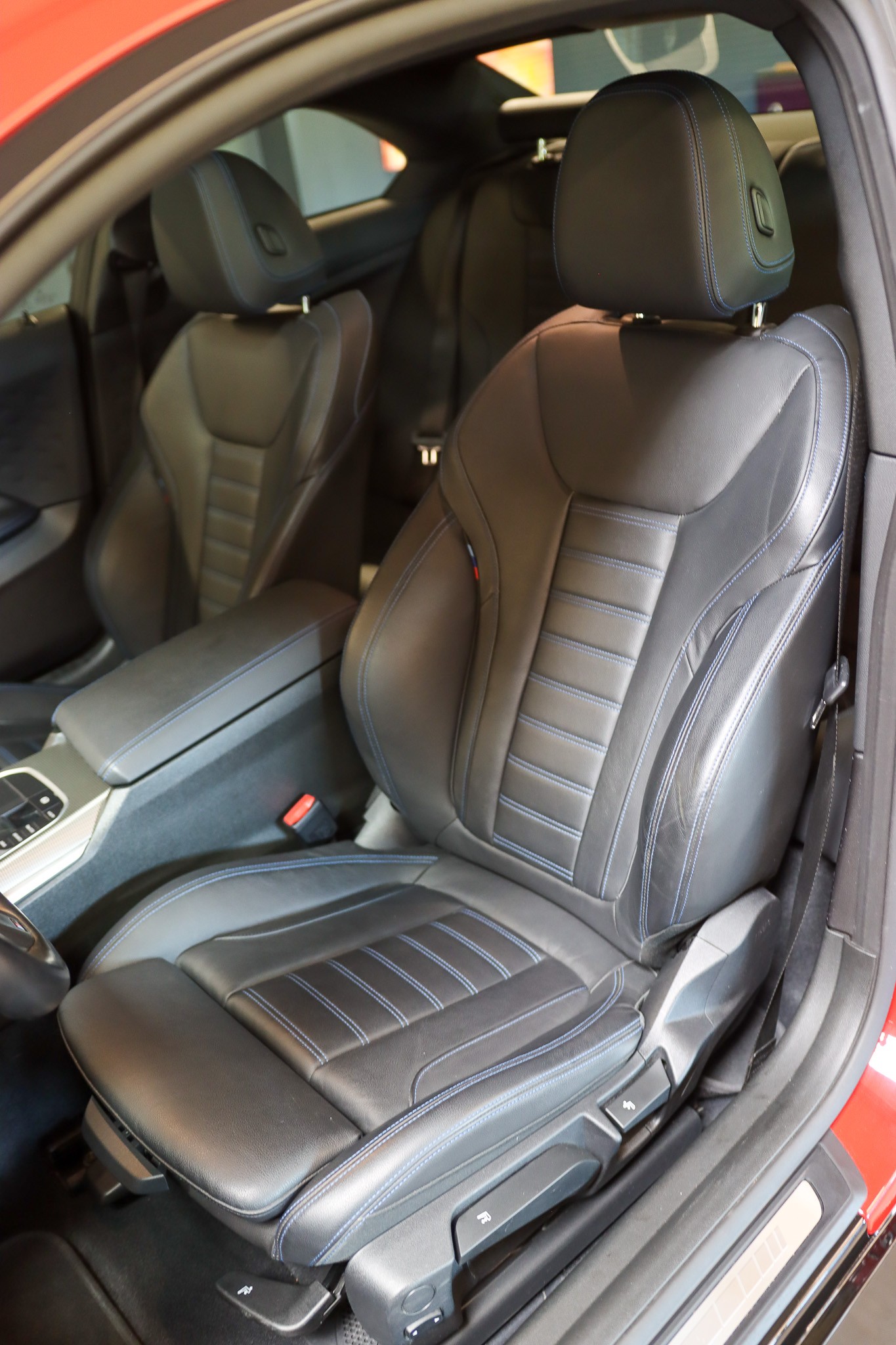 BMW 220d M-image-13