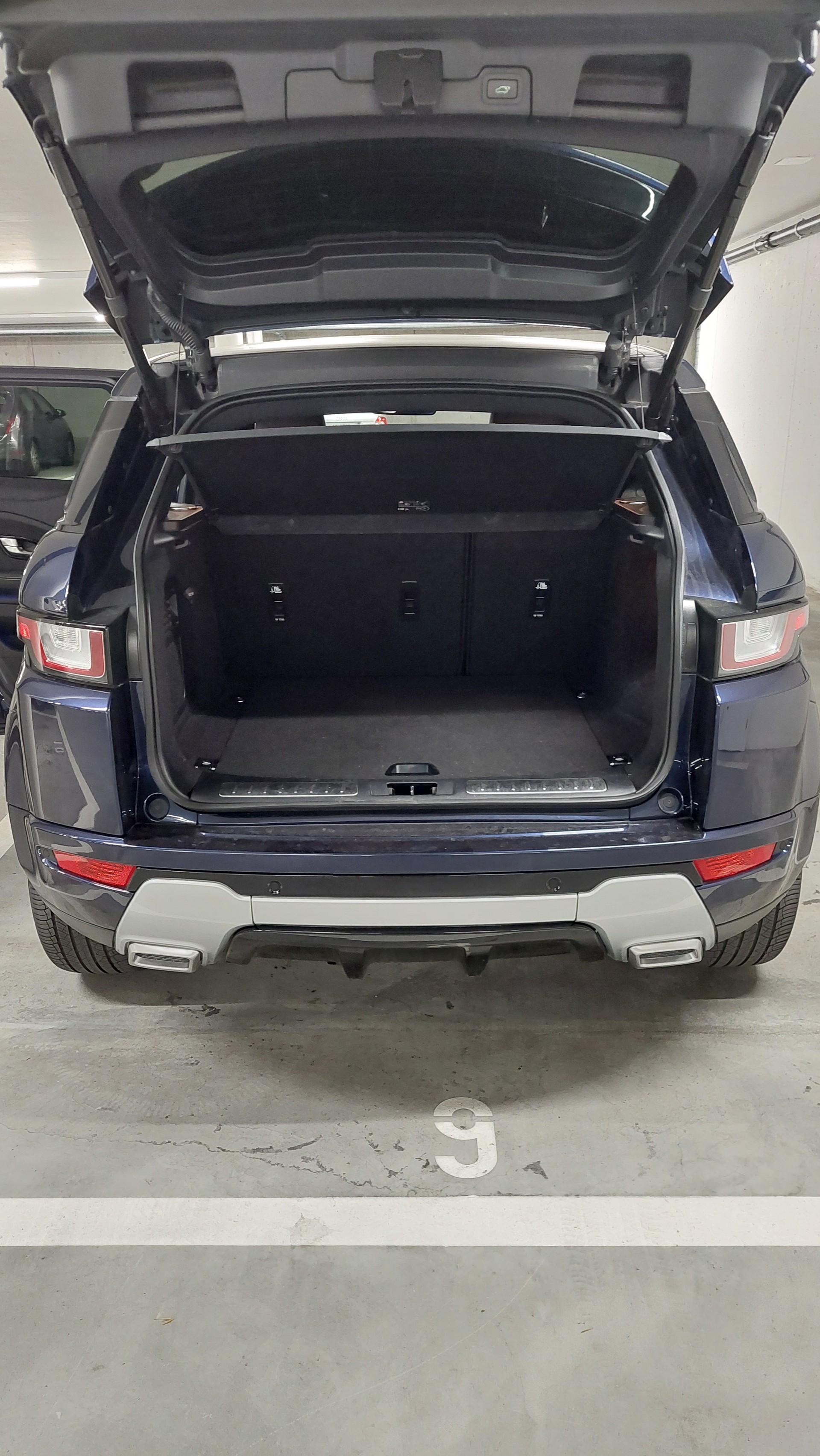 LAND ROVER 2.0 Si4 Autobiography-image-0