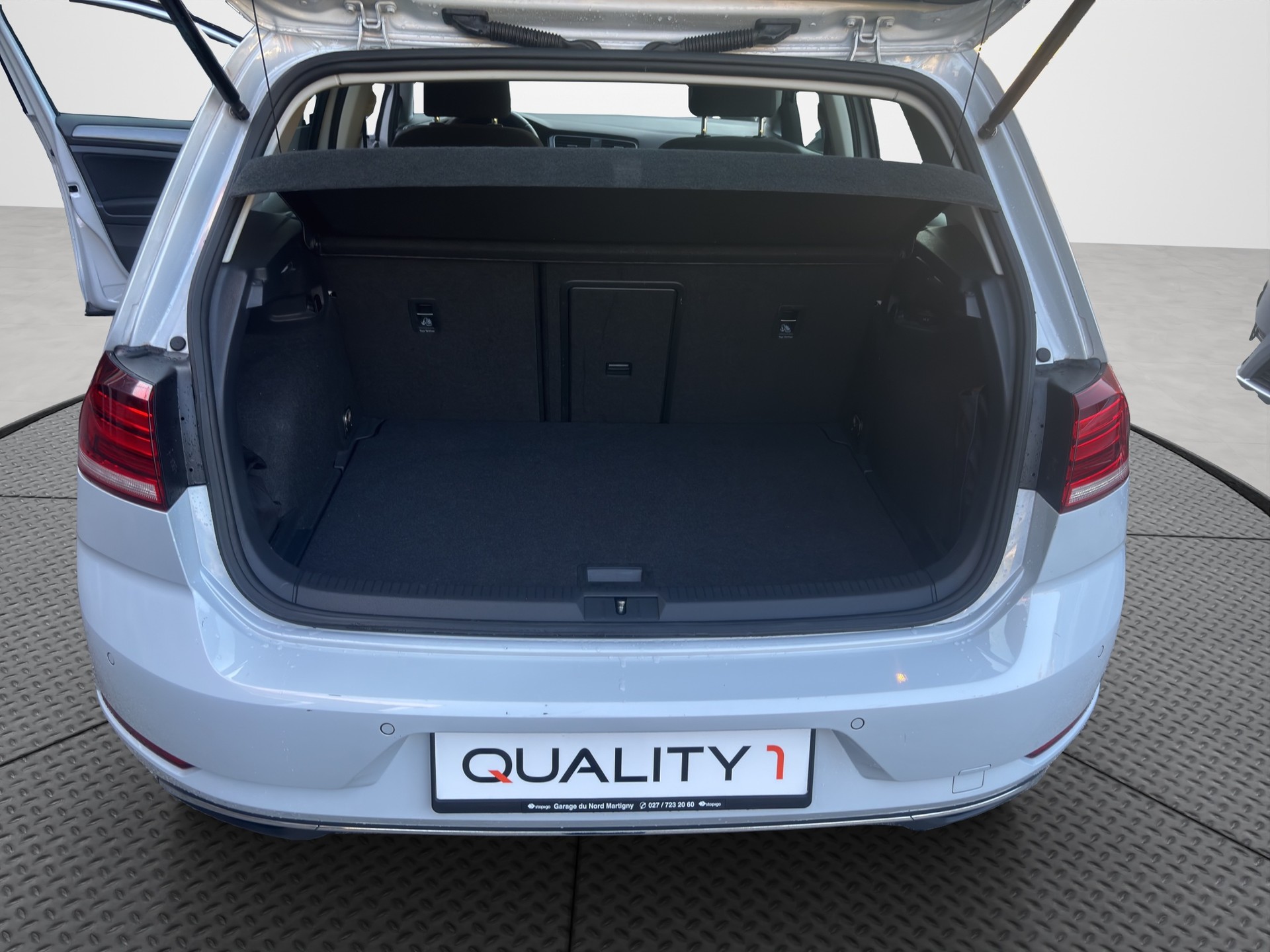 VW Golf 1.0 TSI Comfortline DSG-image-14