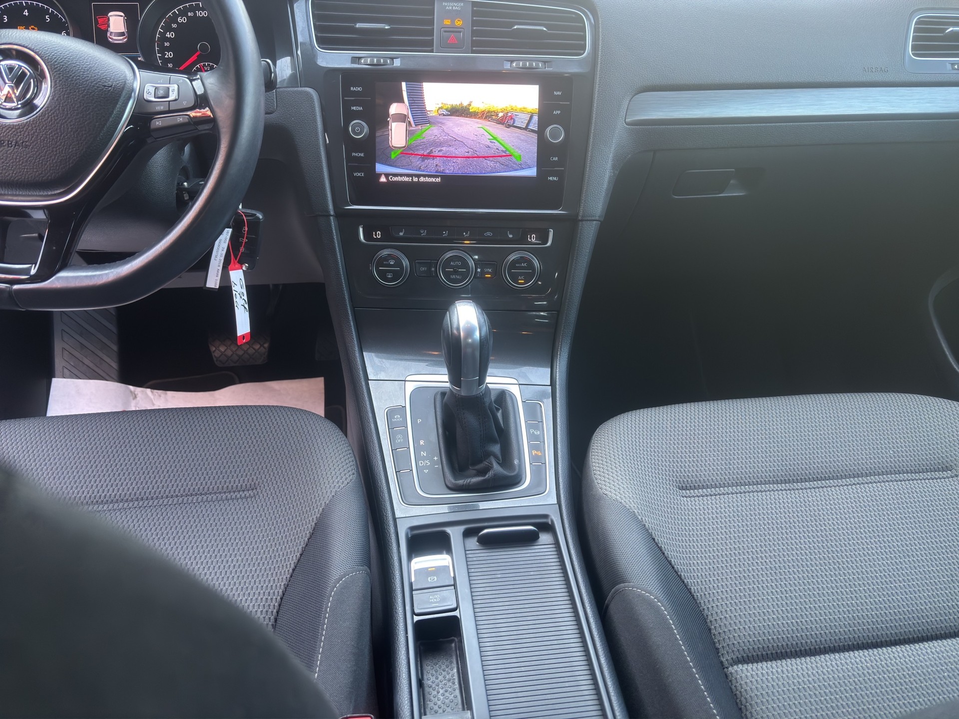 VW Golf 1.0 TSI Comfortline DSG-image-12
