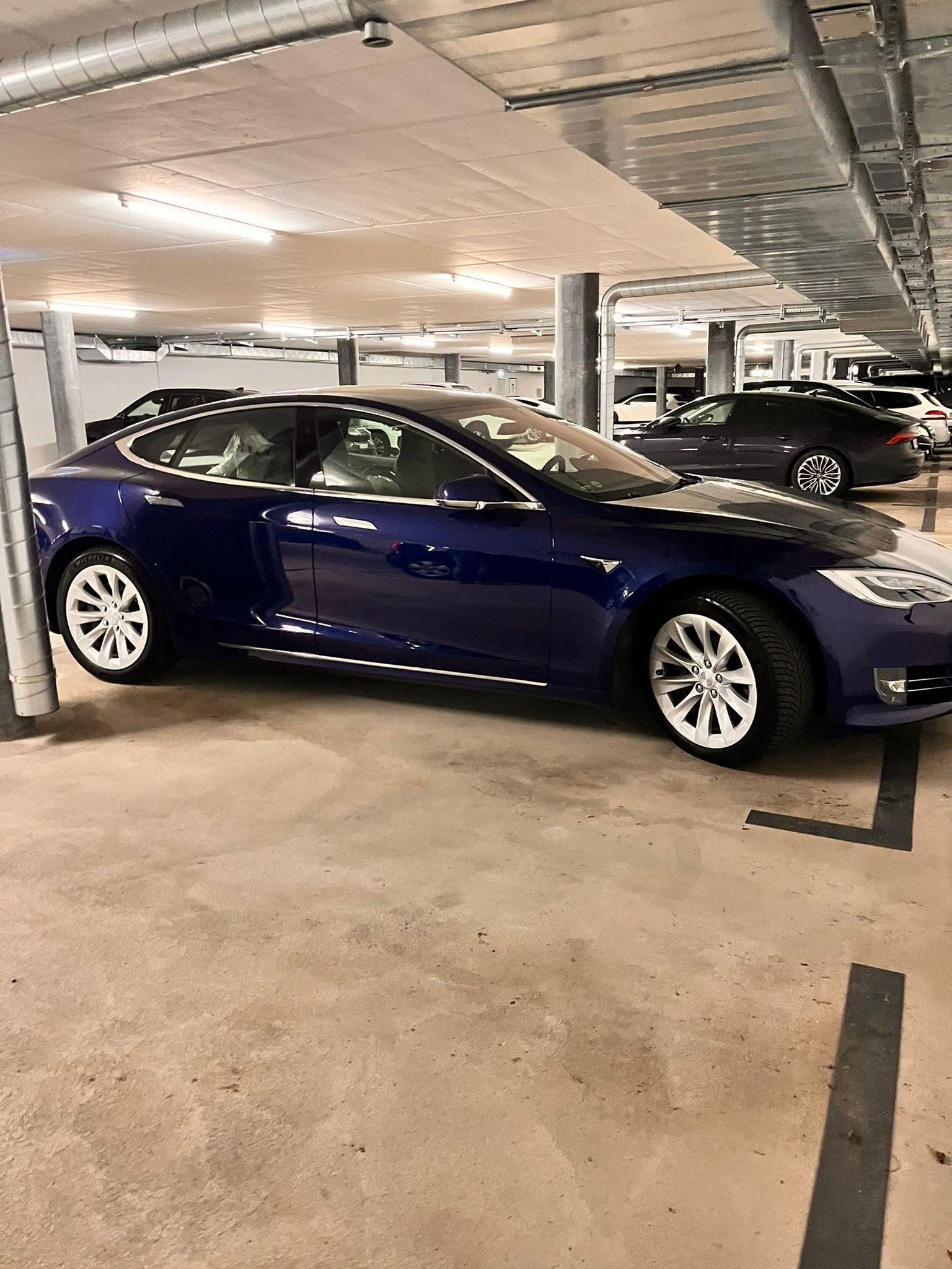 TESLA 75 D-image-1