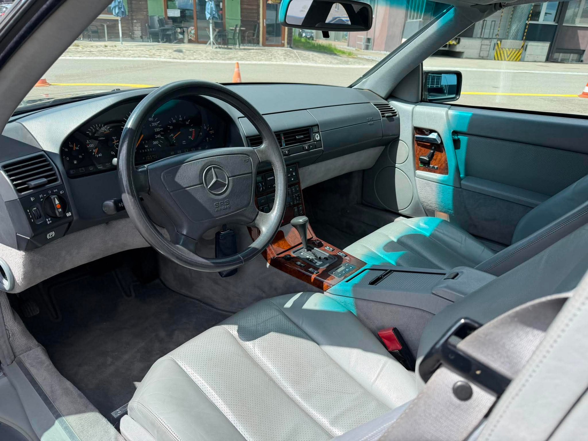 MERCEDES-BENZ SL 500 Automatic-image-9
