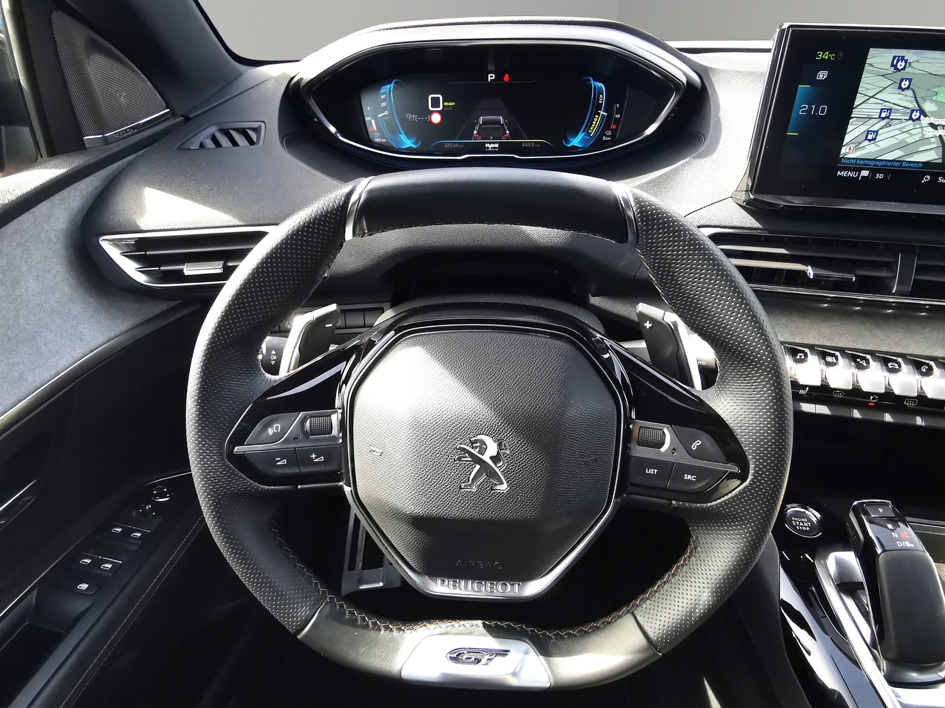 PEUGEOT 3008 1.6 Plug-in Hybrid4 GT Pack-image-4