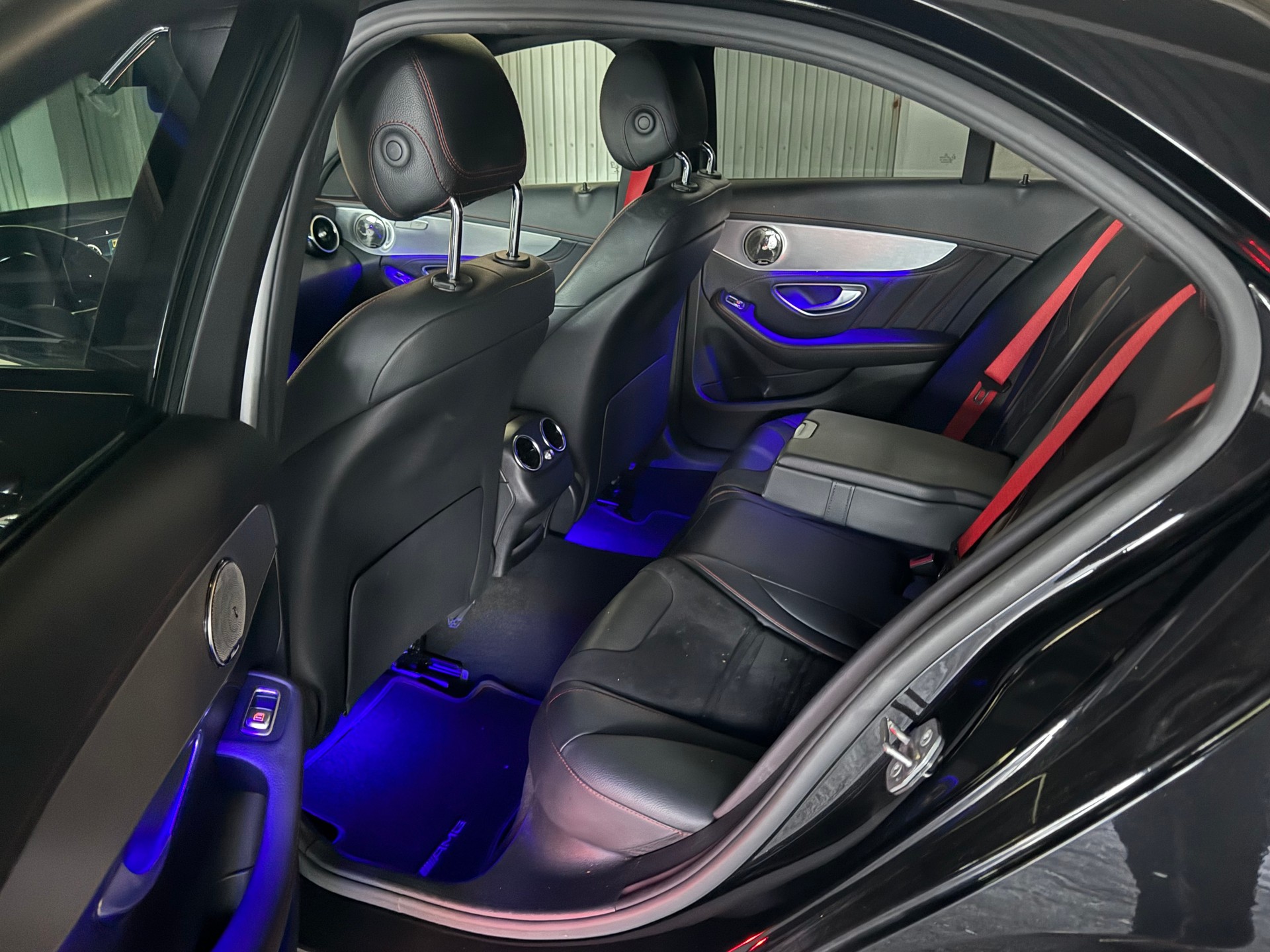 MERCEDES-BENZ C 43 AMG 4Matic 9G-Tronic-image-11