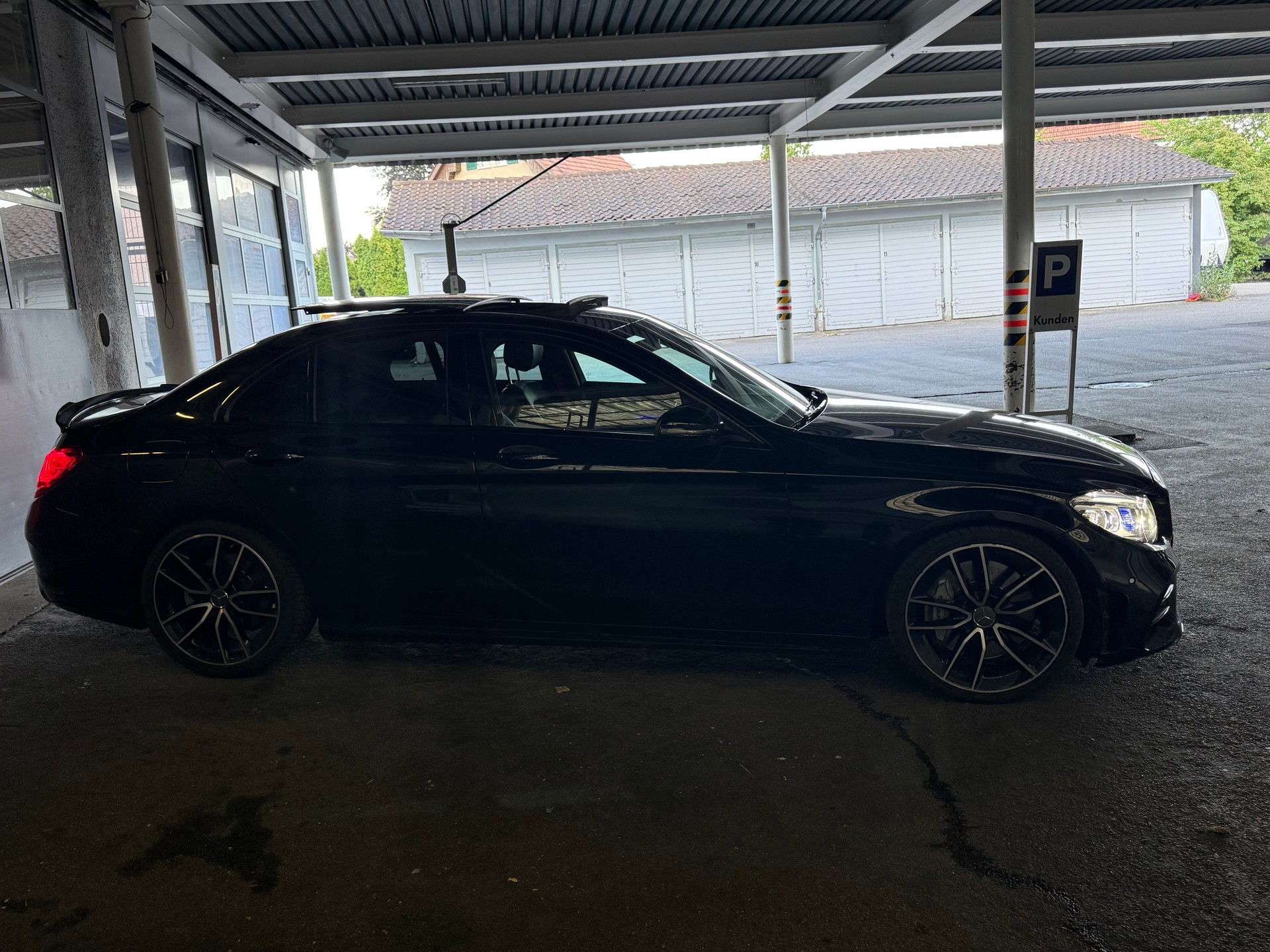 MERCEDES-BENZ C 43 AMG 4Matic 9G-Tronic-image-3