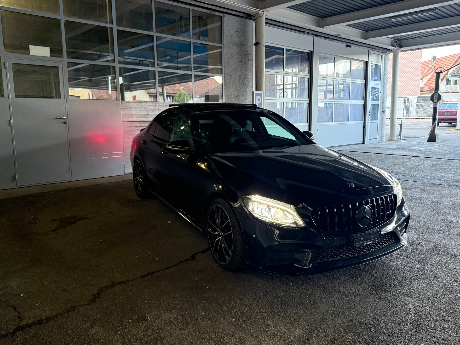 MERCEDES-BENZ C 43 AMG 4Matic 9G-Tronic-image-2