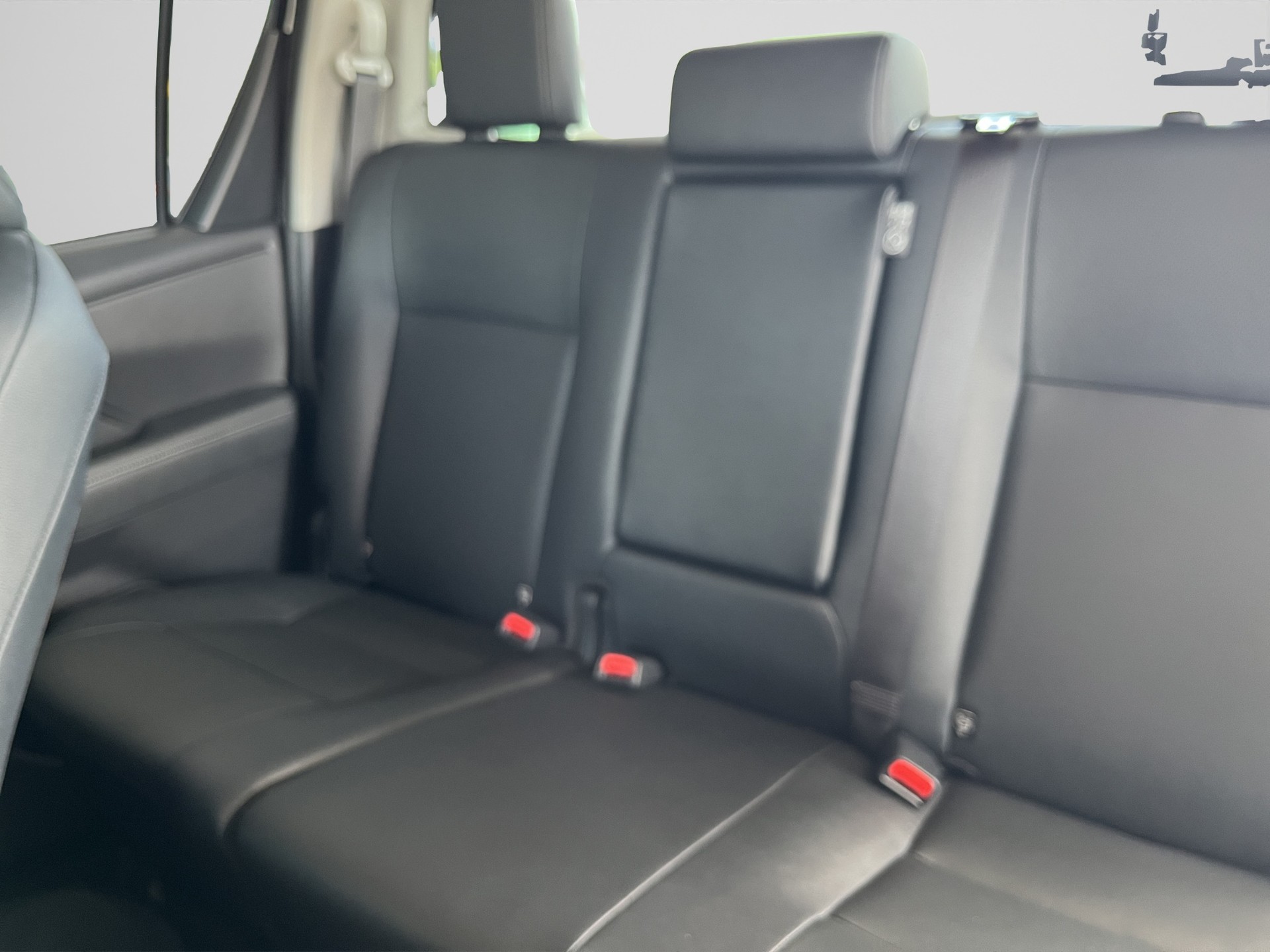 TOYOTA Hilux Double Cab.-pick-up 59KWh Style-image-12