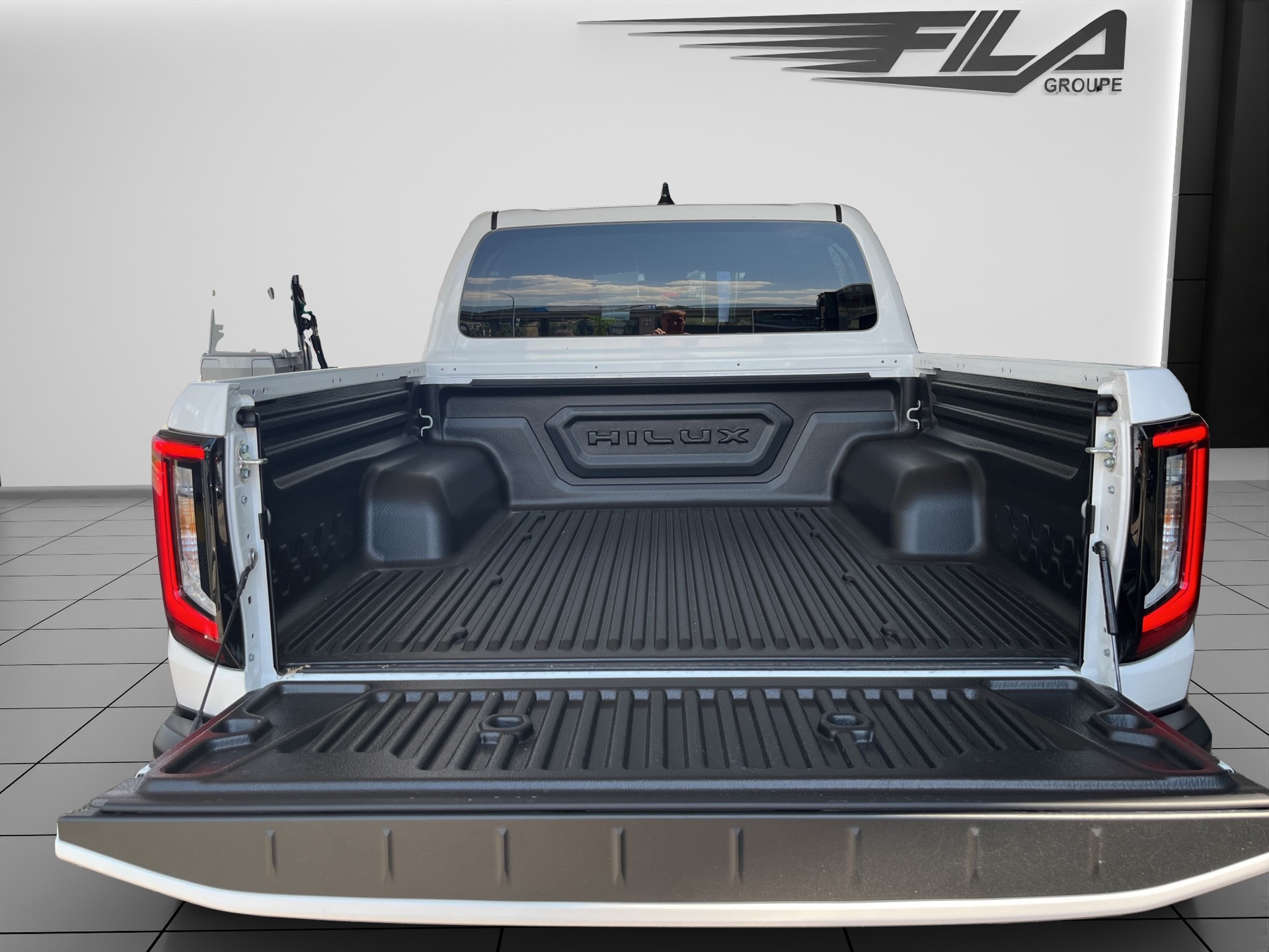 TOYOTA Hilux Double Cab.-pick-up 59KWh Style-image-13