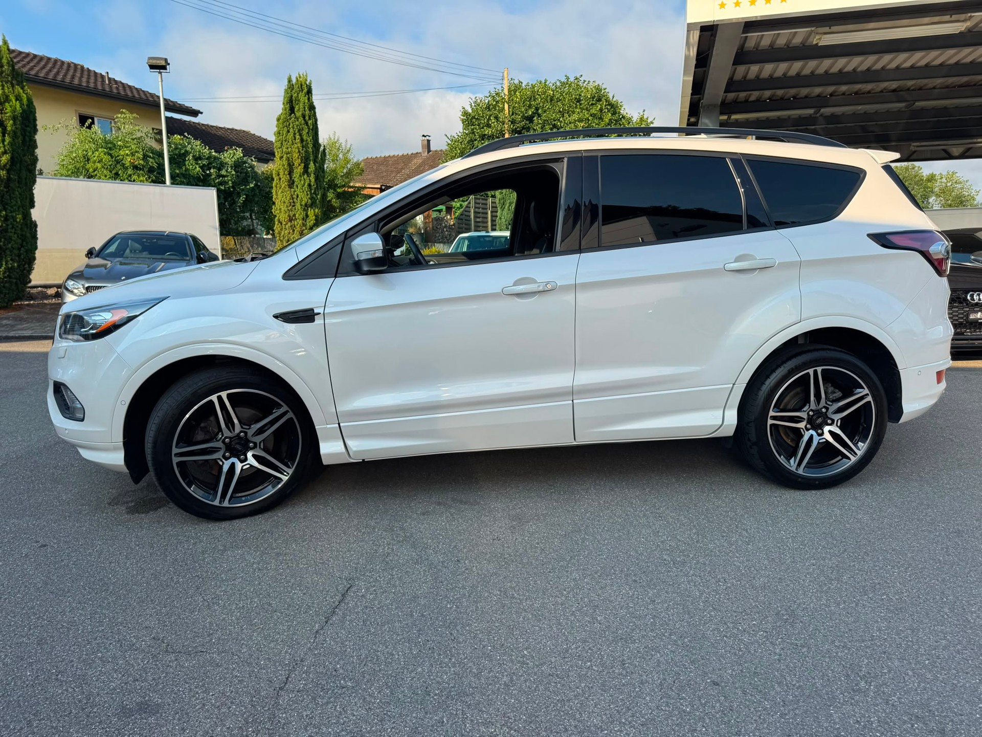 FORD Kuga 2.0 TDCi Carving 4WD PowerShift-image-3