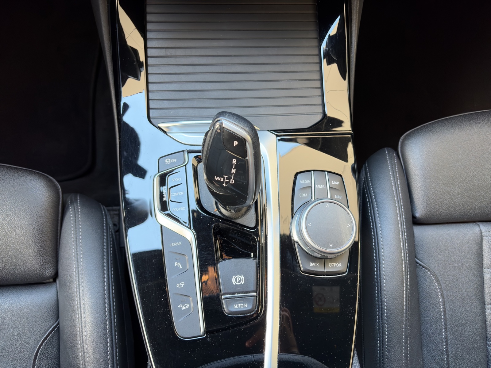 BMW X3 30e xDrive-image-14