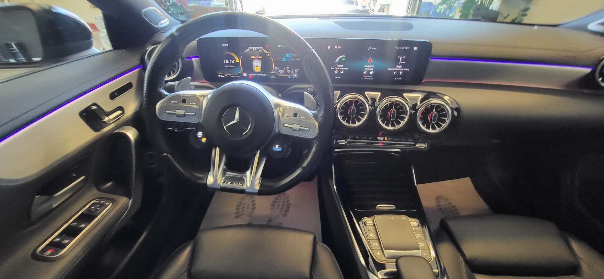 MERCEDES-BENZ CLA Shooting Brake 35 AMG 4Matic 7G-DCT-image-12