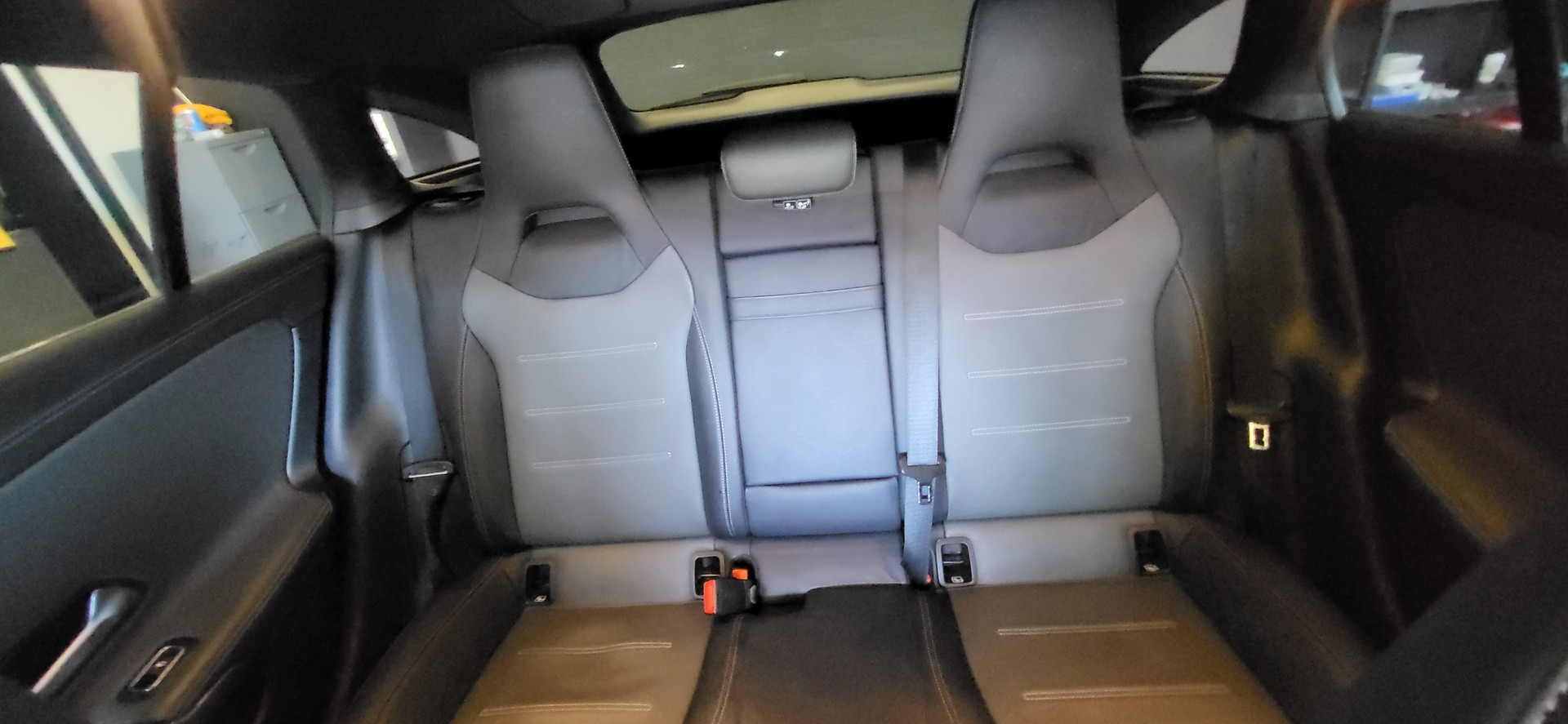 MERCEDES-BENZ CLA Shooting Brake 35 AMG 4Matic 7G-DCT-image-14