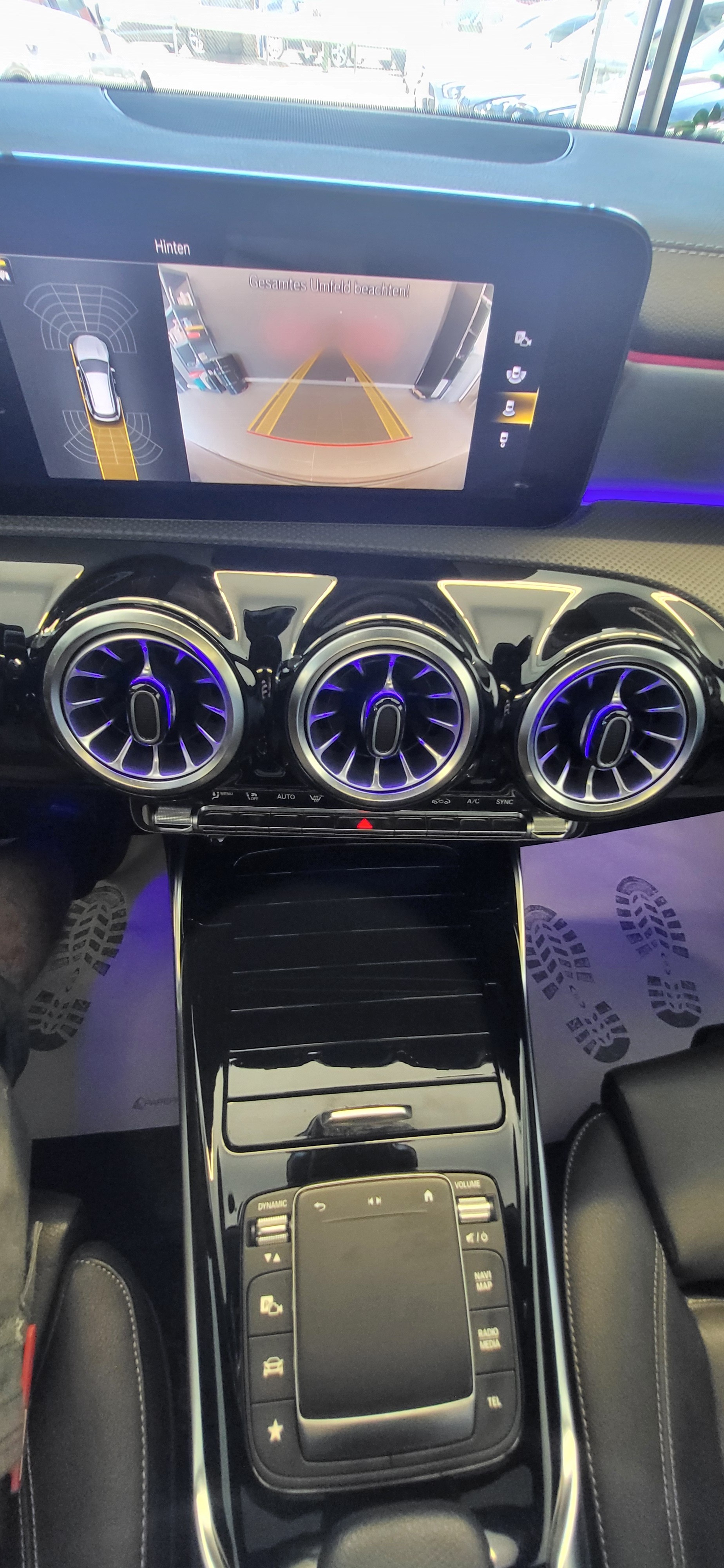MERCEDES-BENZ CLA Shooting Brake 35 AMG 4Matic 7G-DCT-image-15