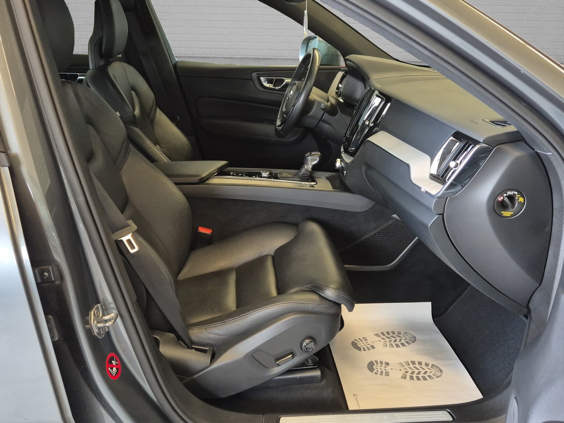 VOLVO XC60 T5 AWD Inscription Geartronic-image-17