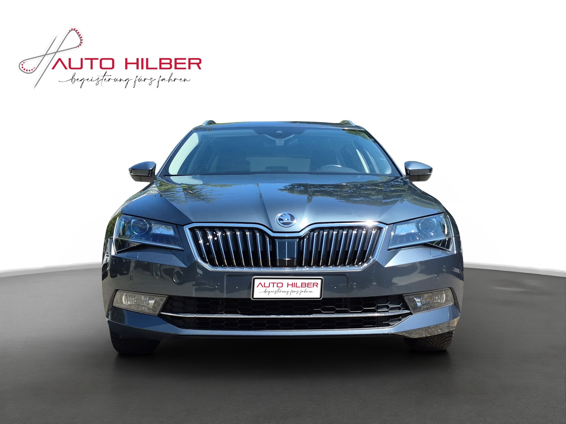 SKODA Superb Combi 2.0 TDi Style 4x4 DSG-image-1
