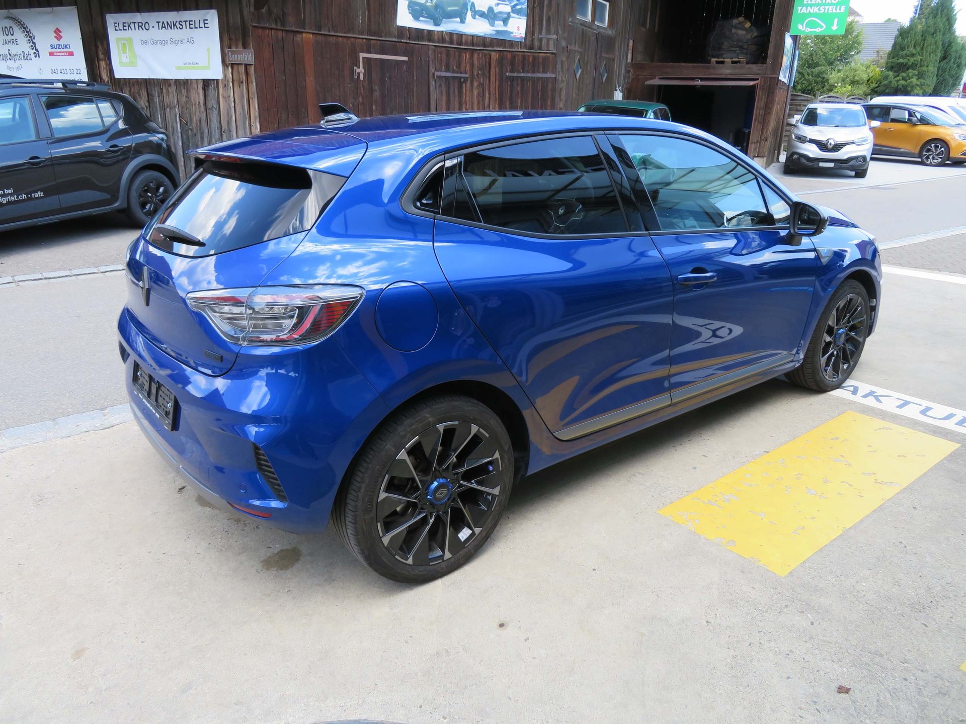 RENAULT Clio 1.6 E-Tech esprit Alpine-image-8