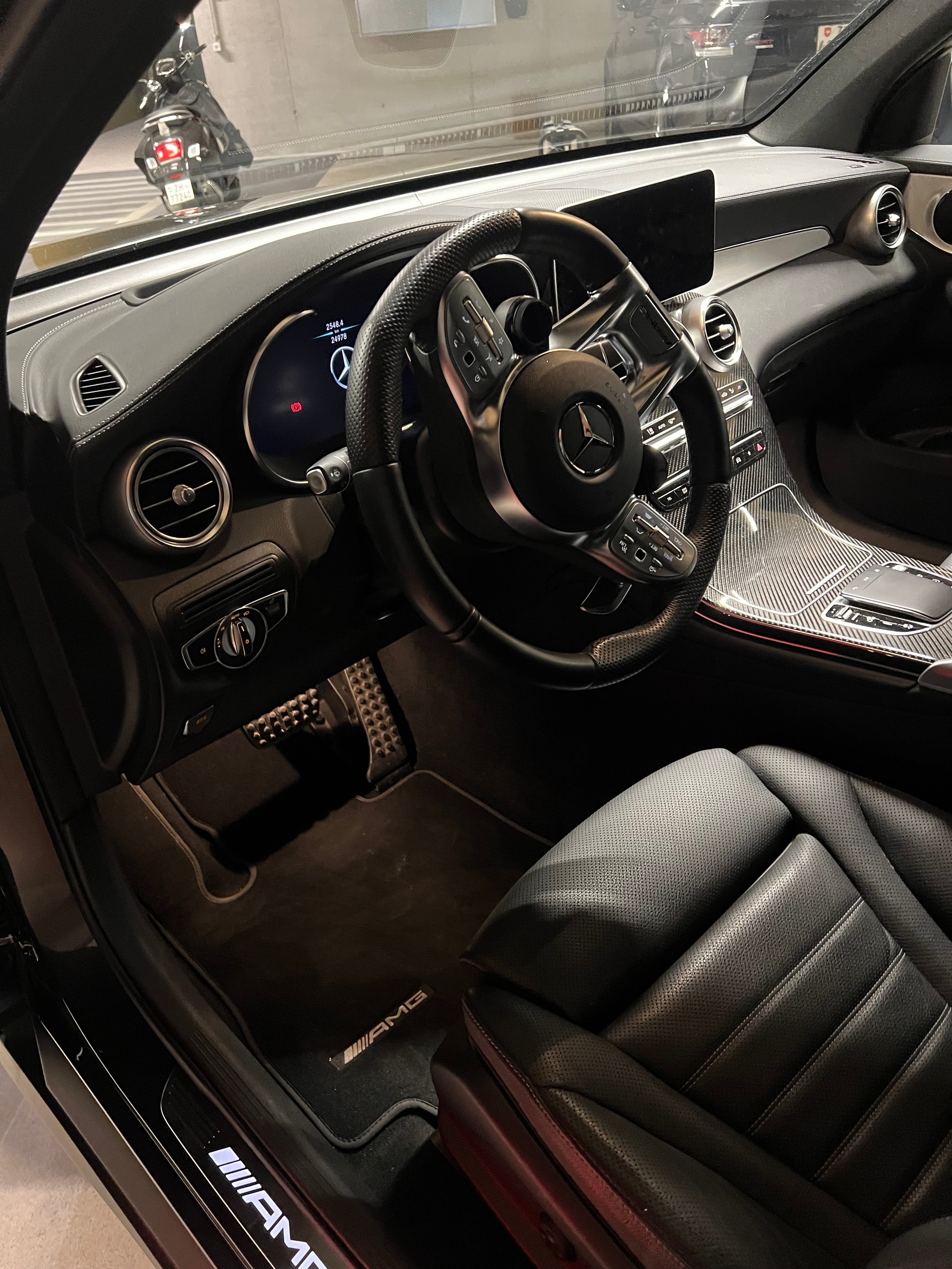 MERCEDES-BENZ GLC 43 AMG 4m-image-1