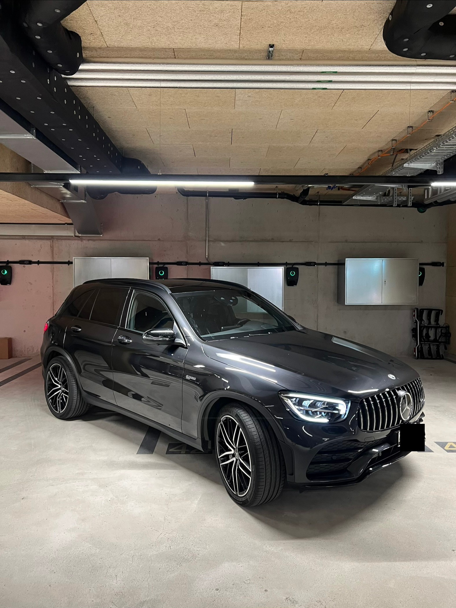 MERCEDES-BENZ GLC 43 AMG 4m-image-0