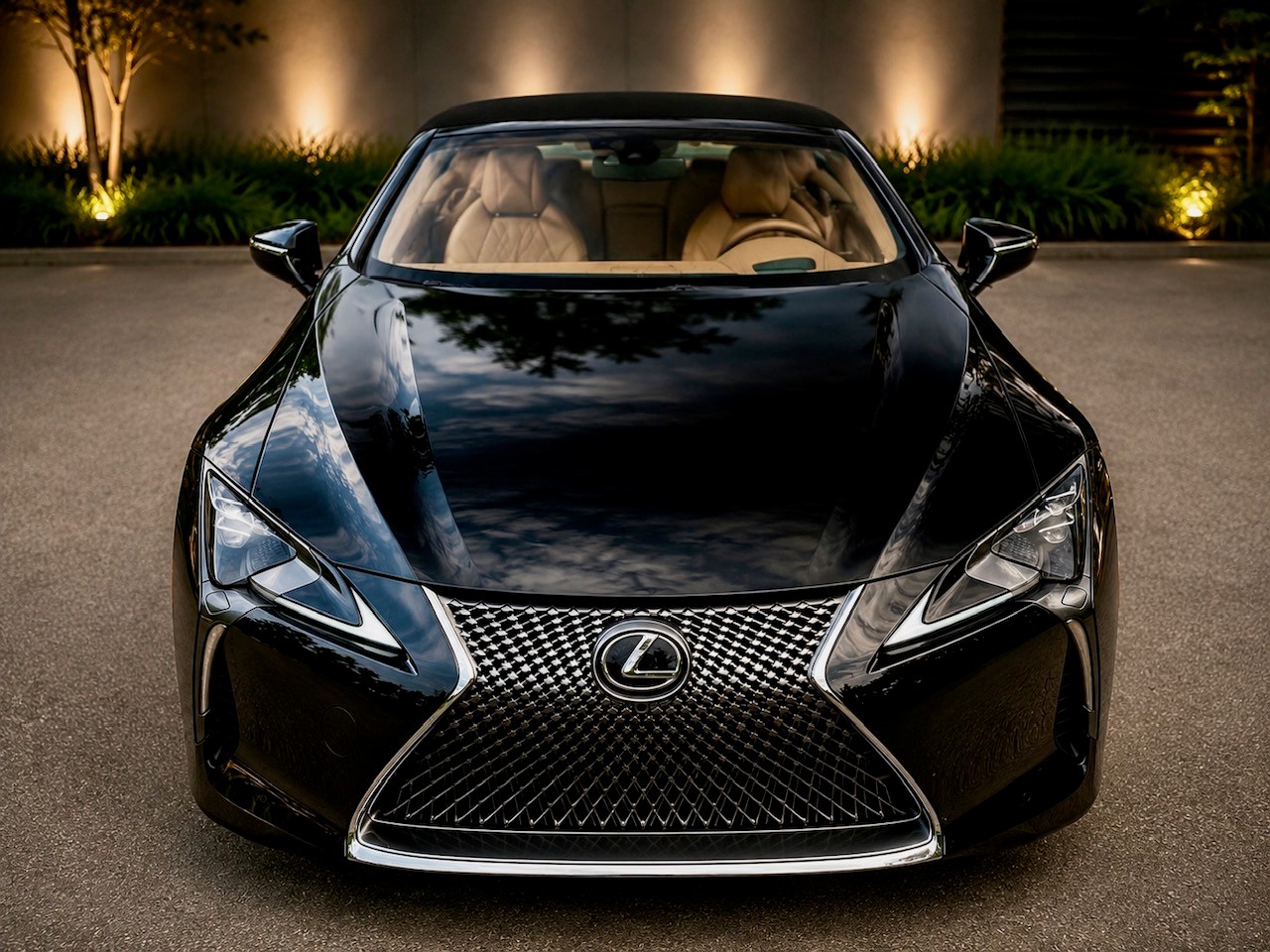 LEXUS LC 500 Cabriolet V8 excellence Automatic-image-10