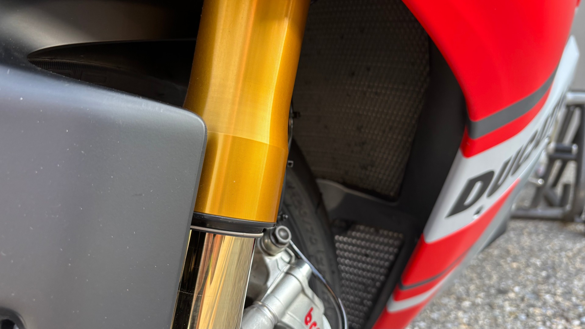 DUCATI Panigale V4 S Corse-image-11