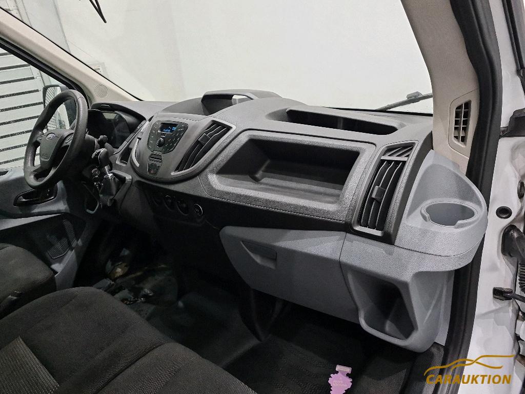 FORD Transit 350 L2 Ambiente 2.0 TDCi 130 RWD-image-4