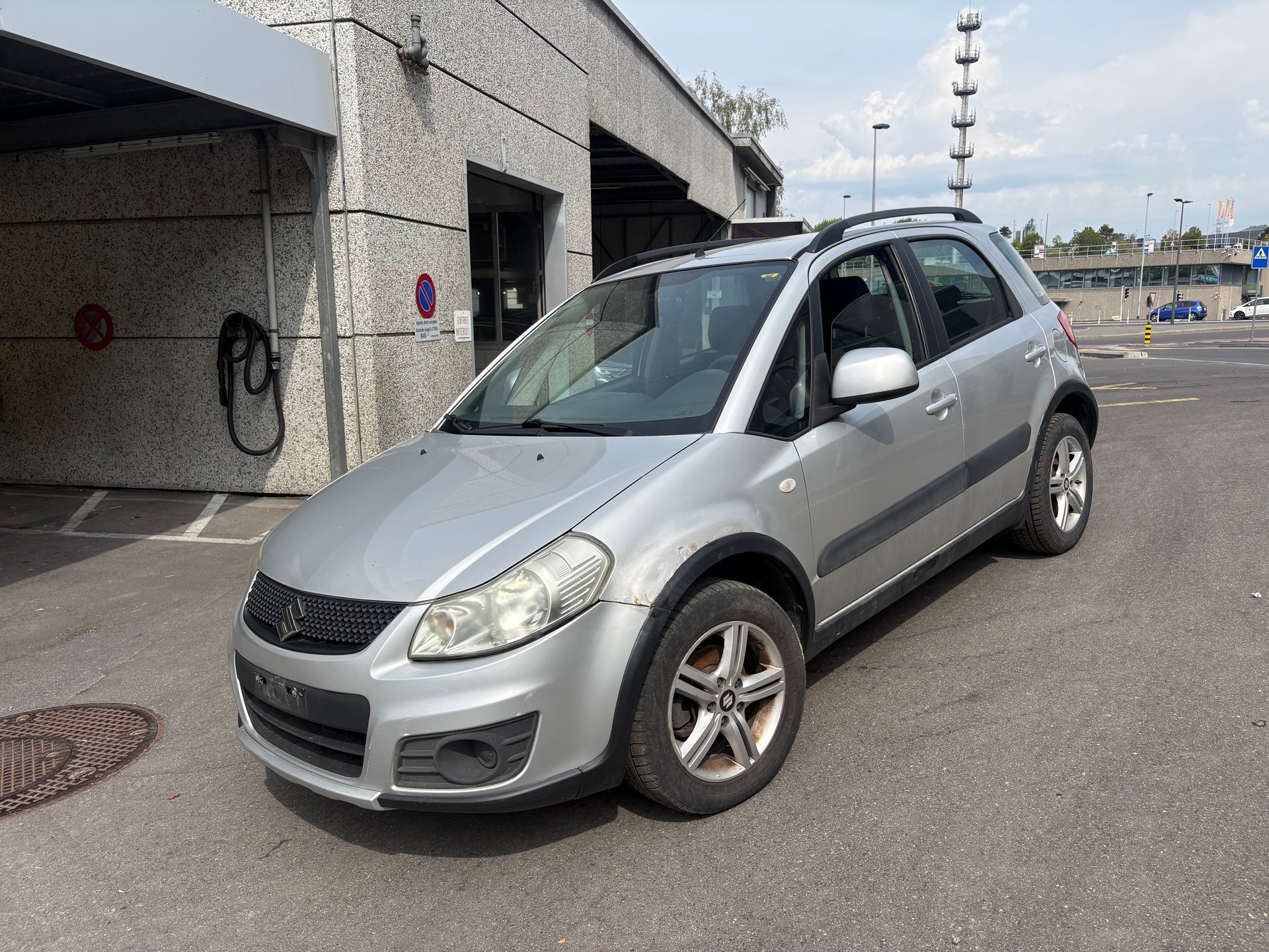 SUZUKI SX4 1.6 16V GL Top Barry 4WD-image-1