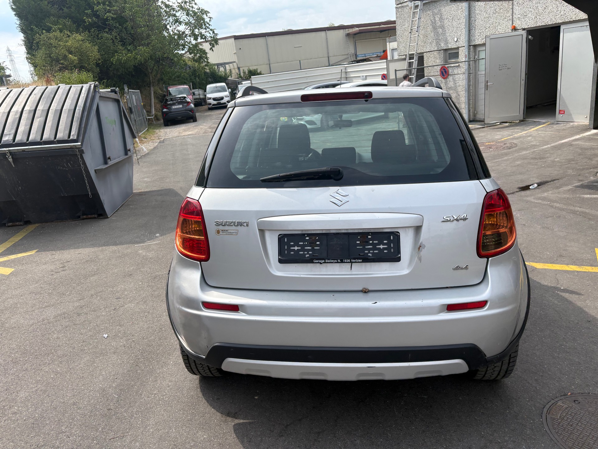 SUZUKI SX4 1.6 16V GL Top Barry 4WD-image-4