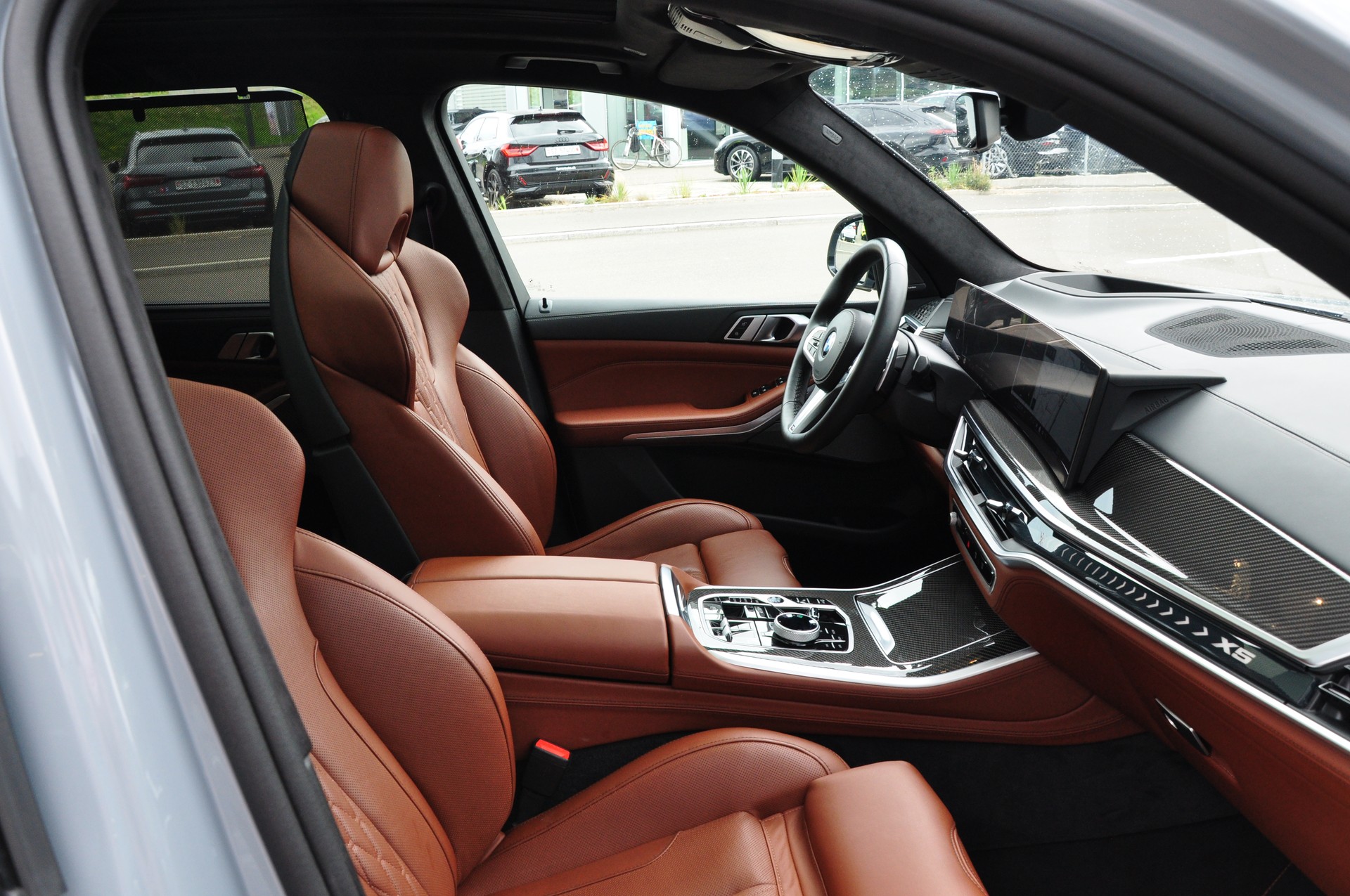 BMW X5 xDrive 48V 40d M Sport Pro Steptronic-image-17