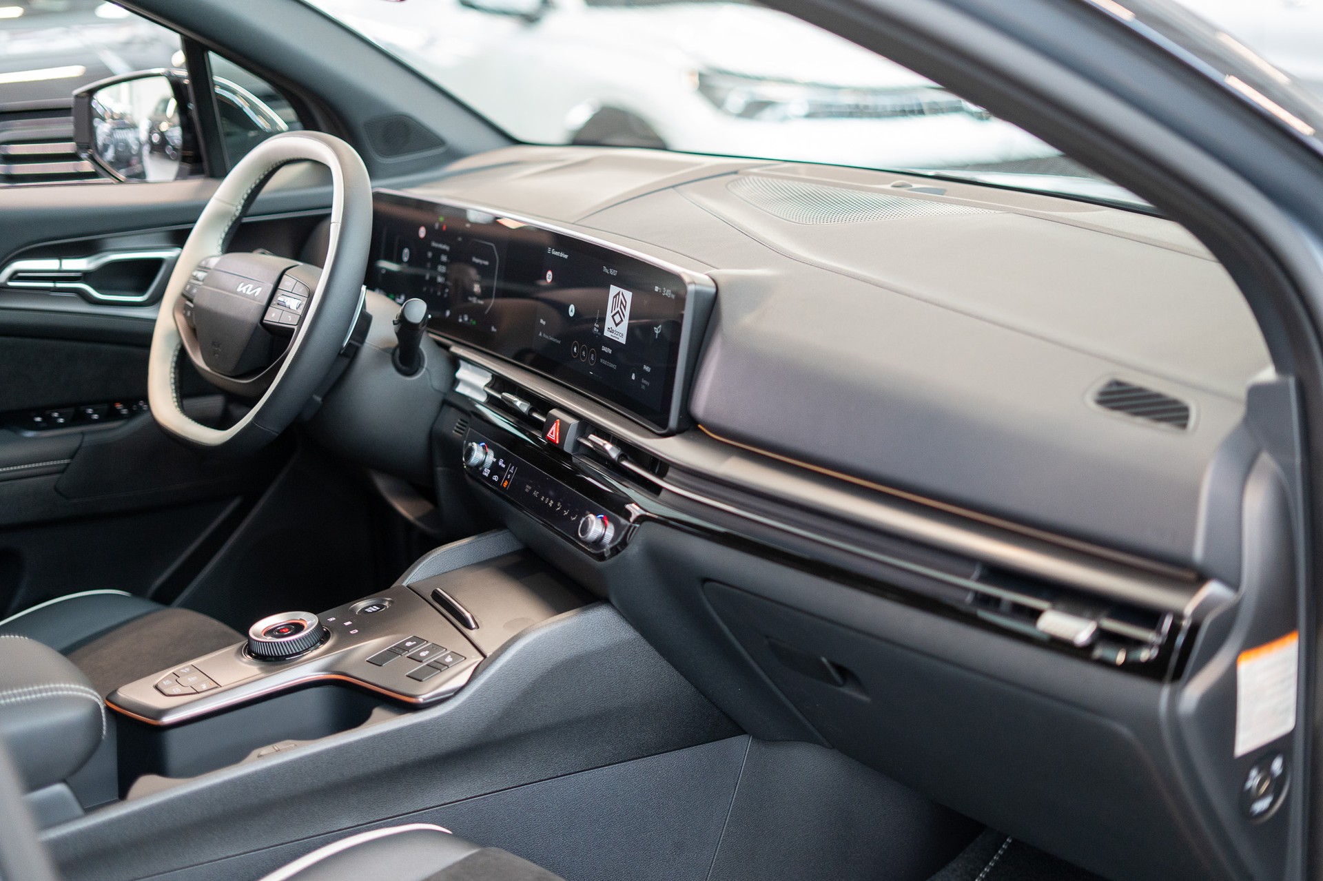 KIA Sportage 1.6T-GDi PHEV GT-Line Power Edition A / Panorama-Schiebedach-image-12