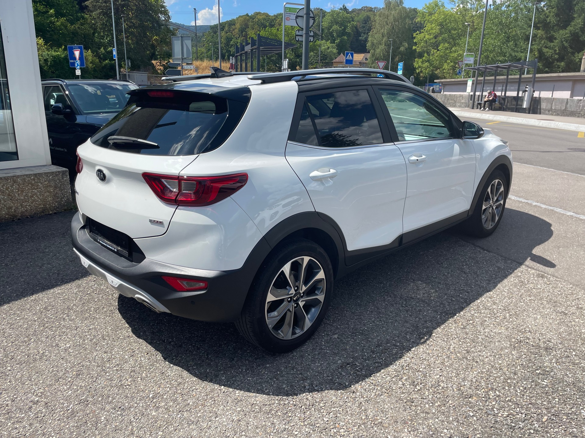 KIA Stonic 1.0 T-GDi-image-2