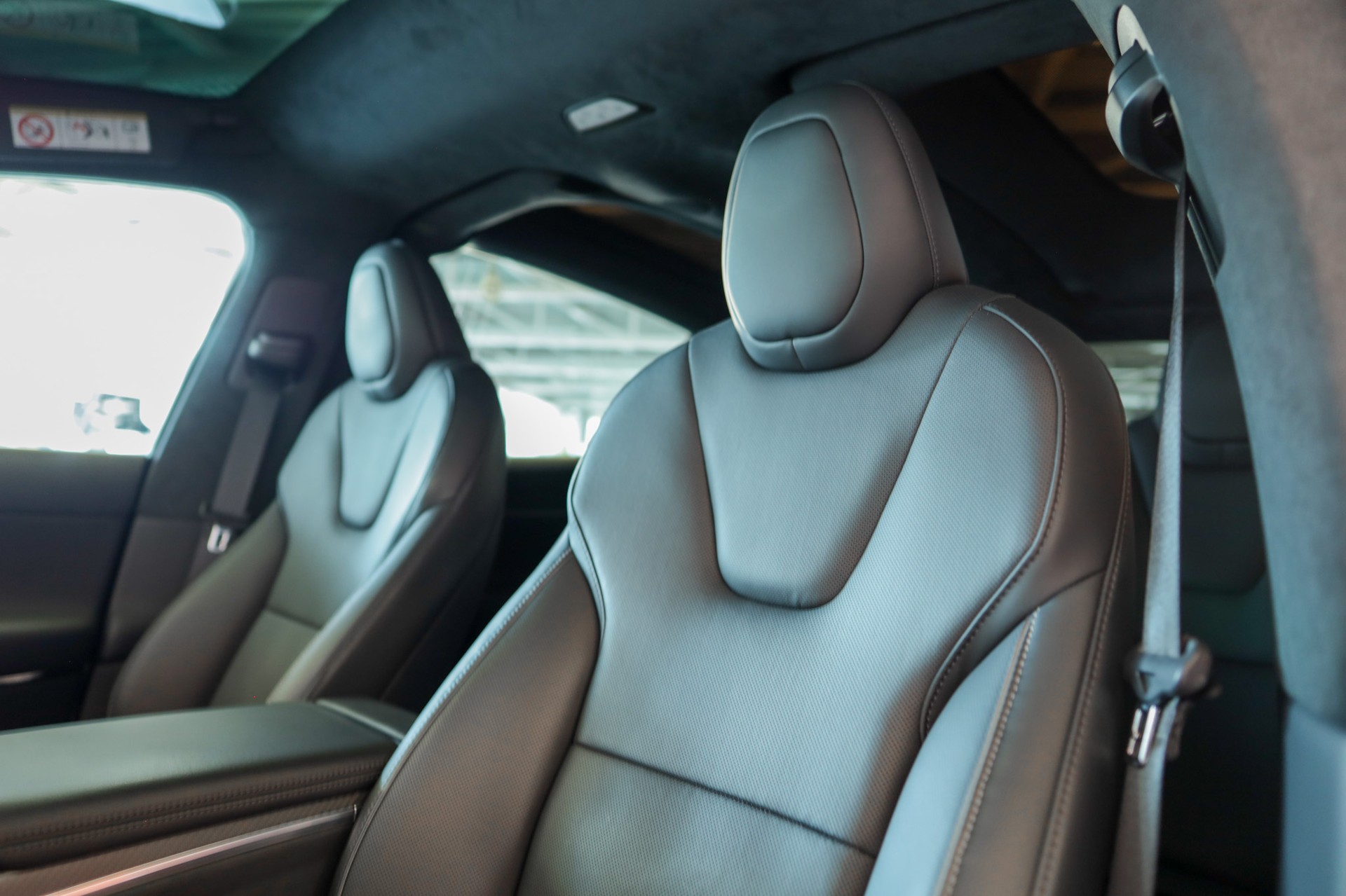 TESLA Model X 100kWh Plaid-image-8