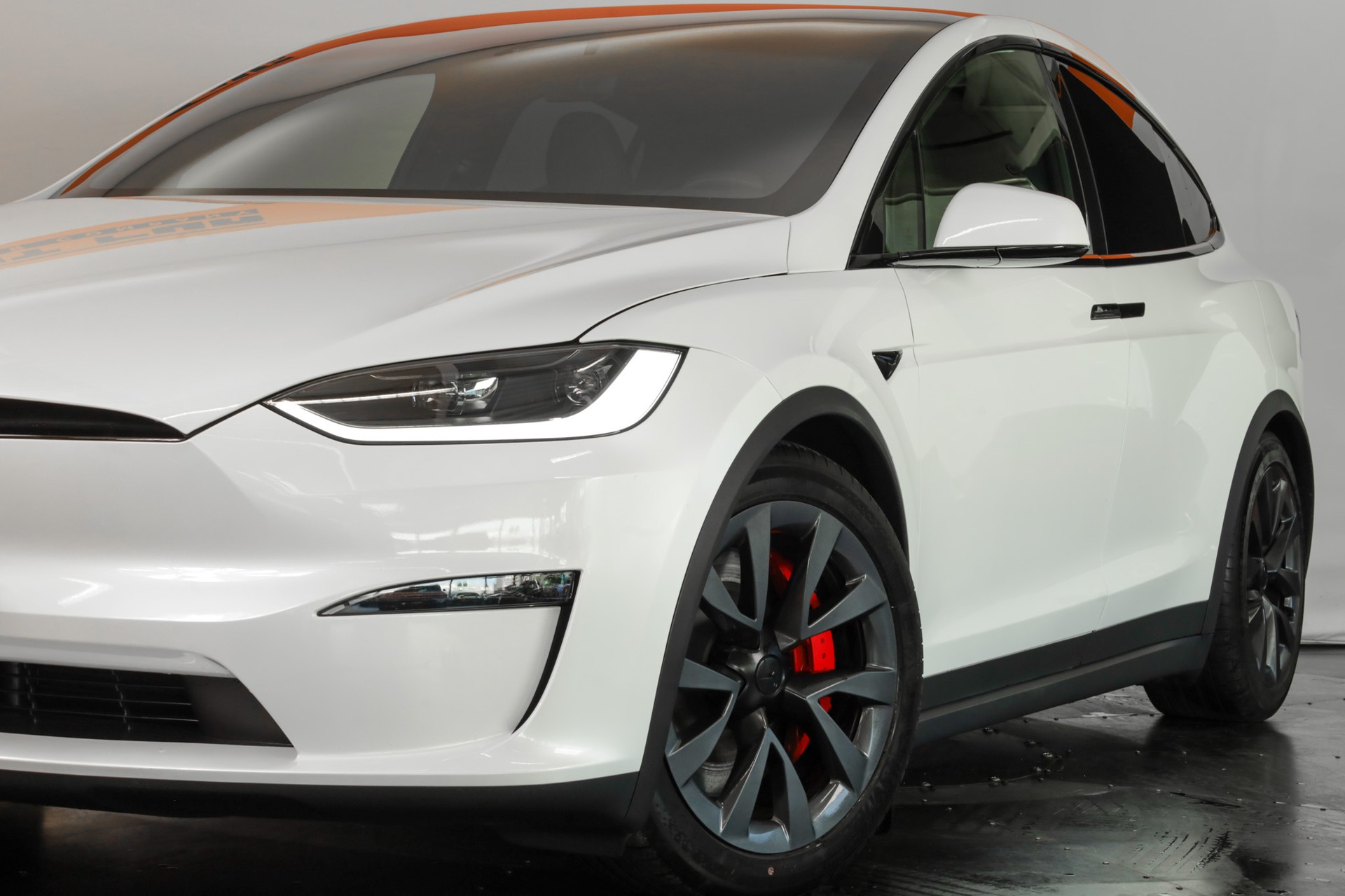 TESLA Model X 100kWh Plaid-image-7