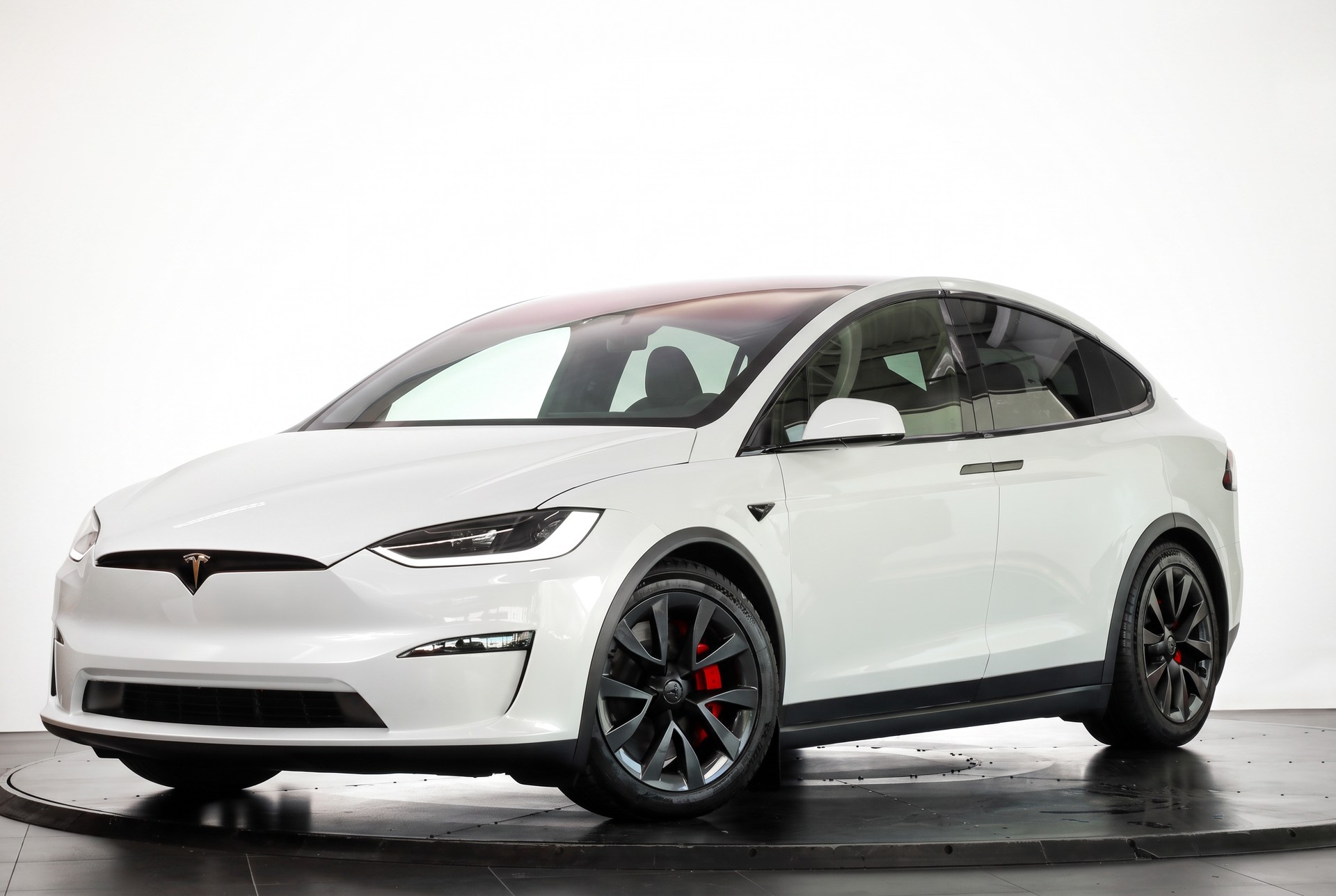 TESLA Model X 100kWh Plaid-image-4