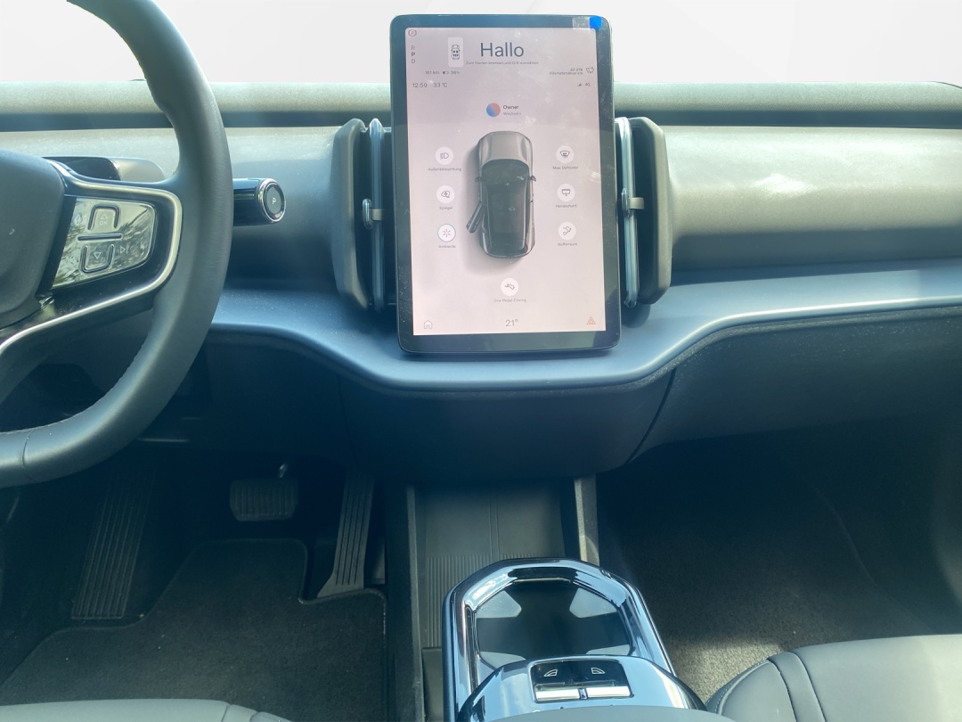 VOLVO EX30 E60 69kWh Twin Ultra-image-13