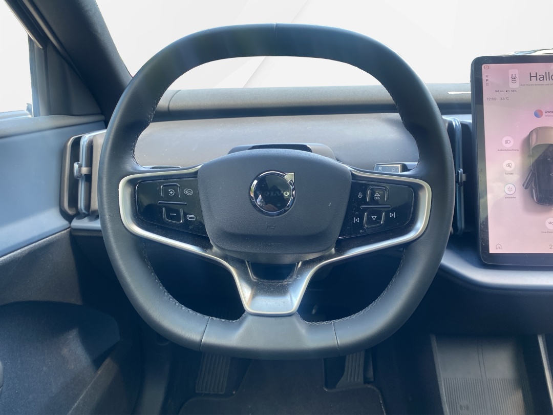 VOLVO EX30 E60 69kWh Twin Ultra-image-14