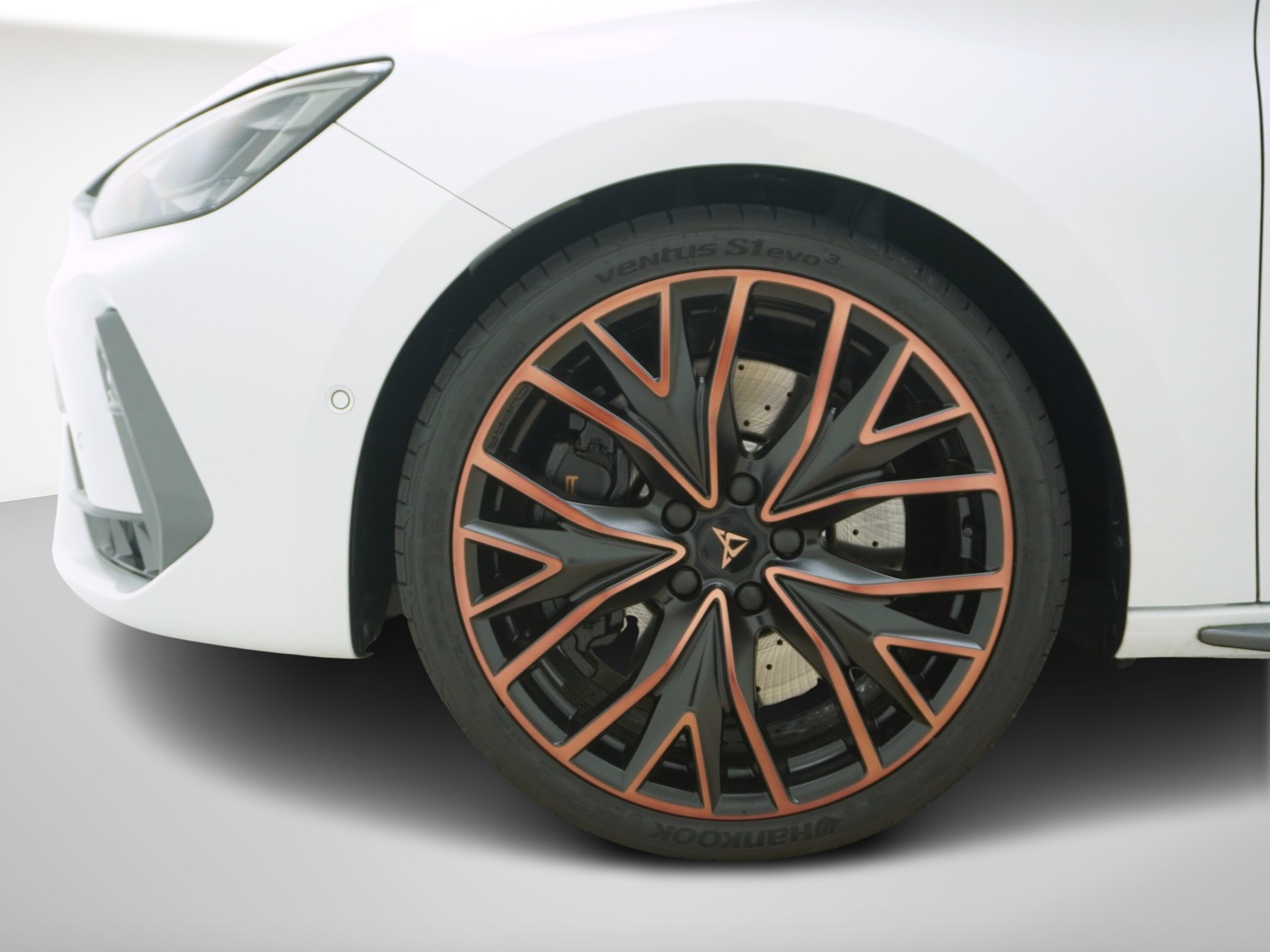 CUPRA Leon ST 2.0 TSI VZ 4Drive DSG-image-9